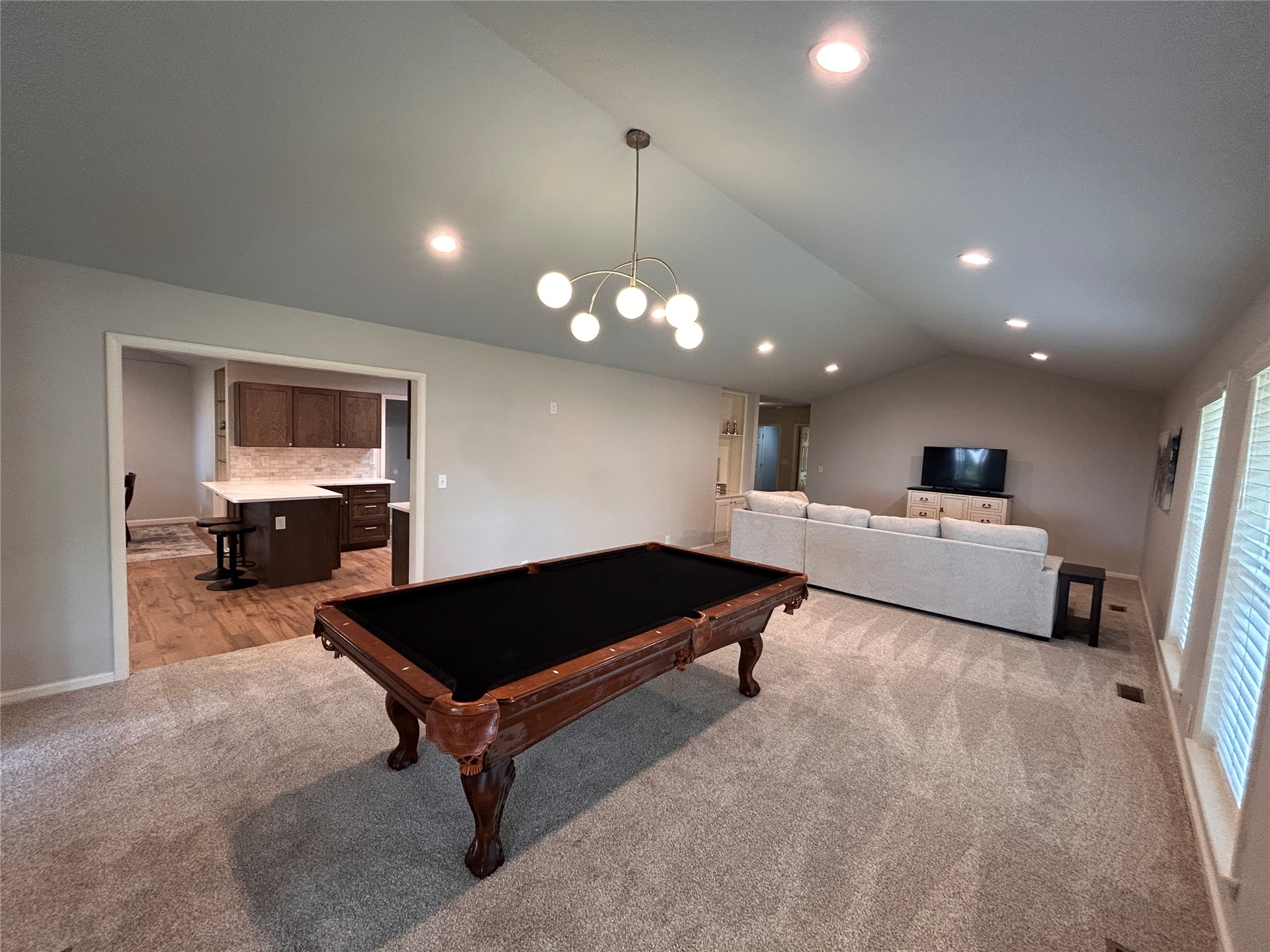 2 Westwind Drive Property Photo 9