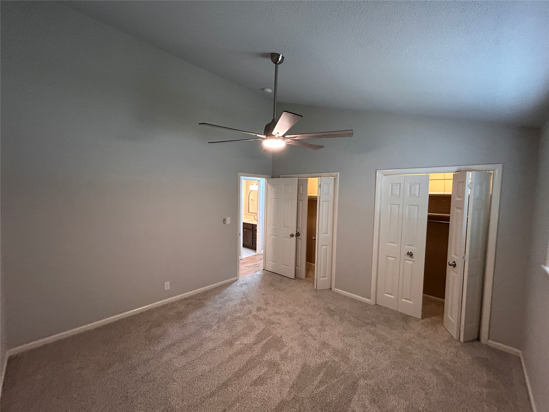2 Westwind Drive Property Photo 25