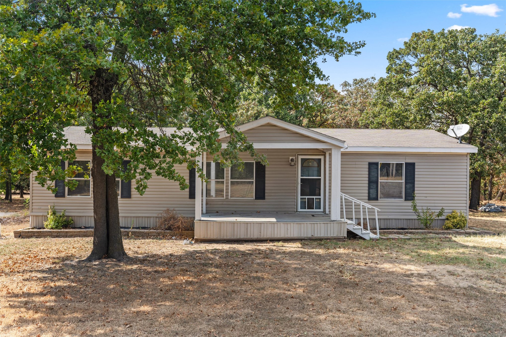 5297 County Road 2075 Property Photo 1