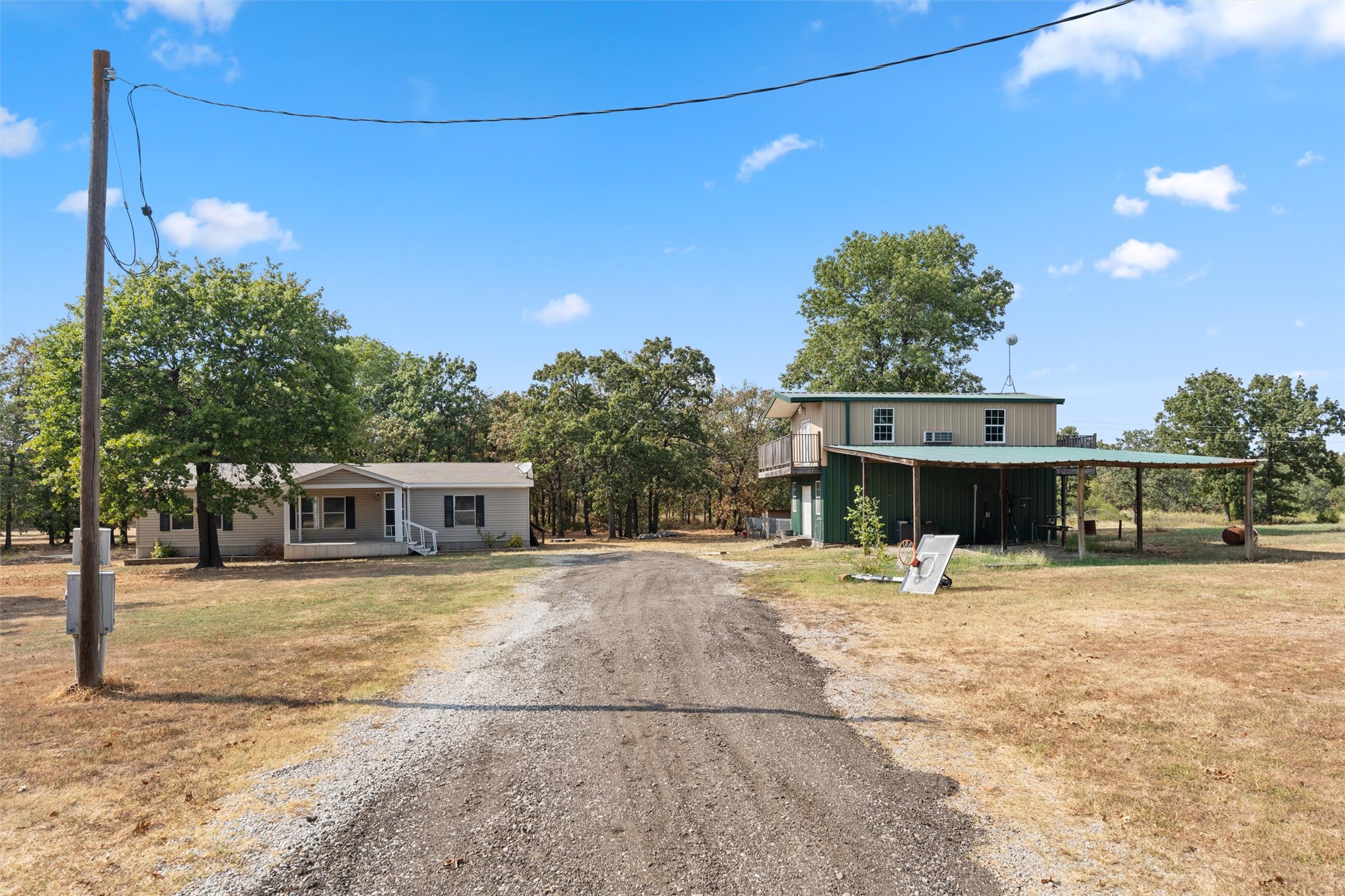 5297 County Road 2075 Property Photo 3
