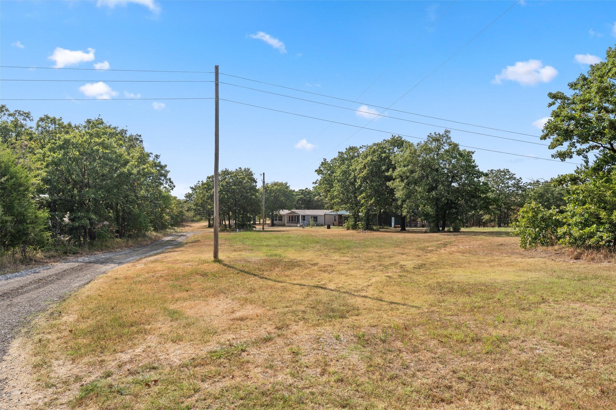 5297 County Road 2075 Property Photo 5