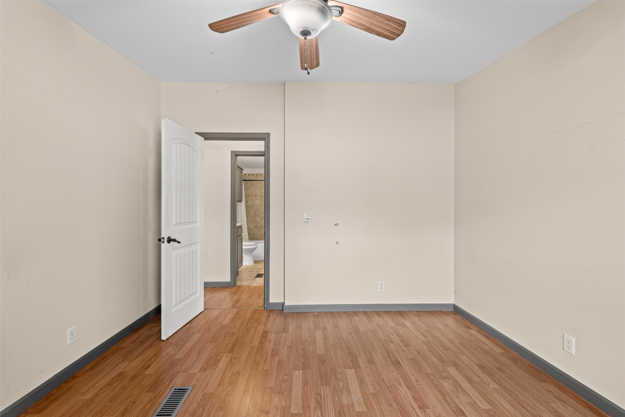 5297 County Road 2075 Property Photo 20