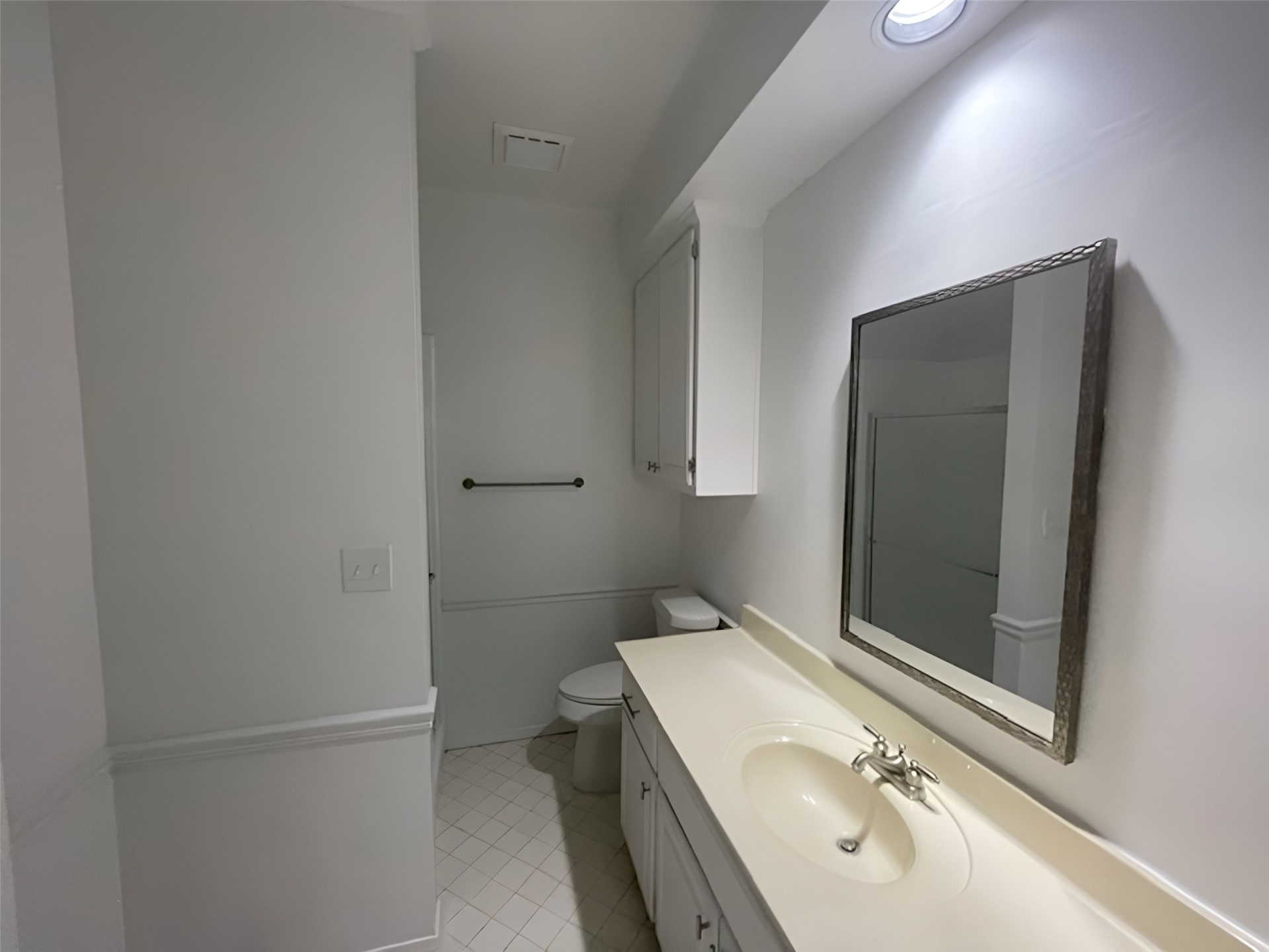 3813 E 99th Place Property Photo 13