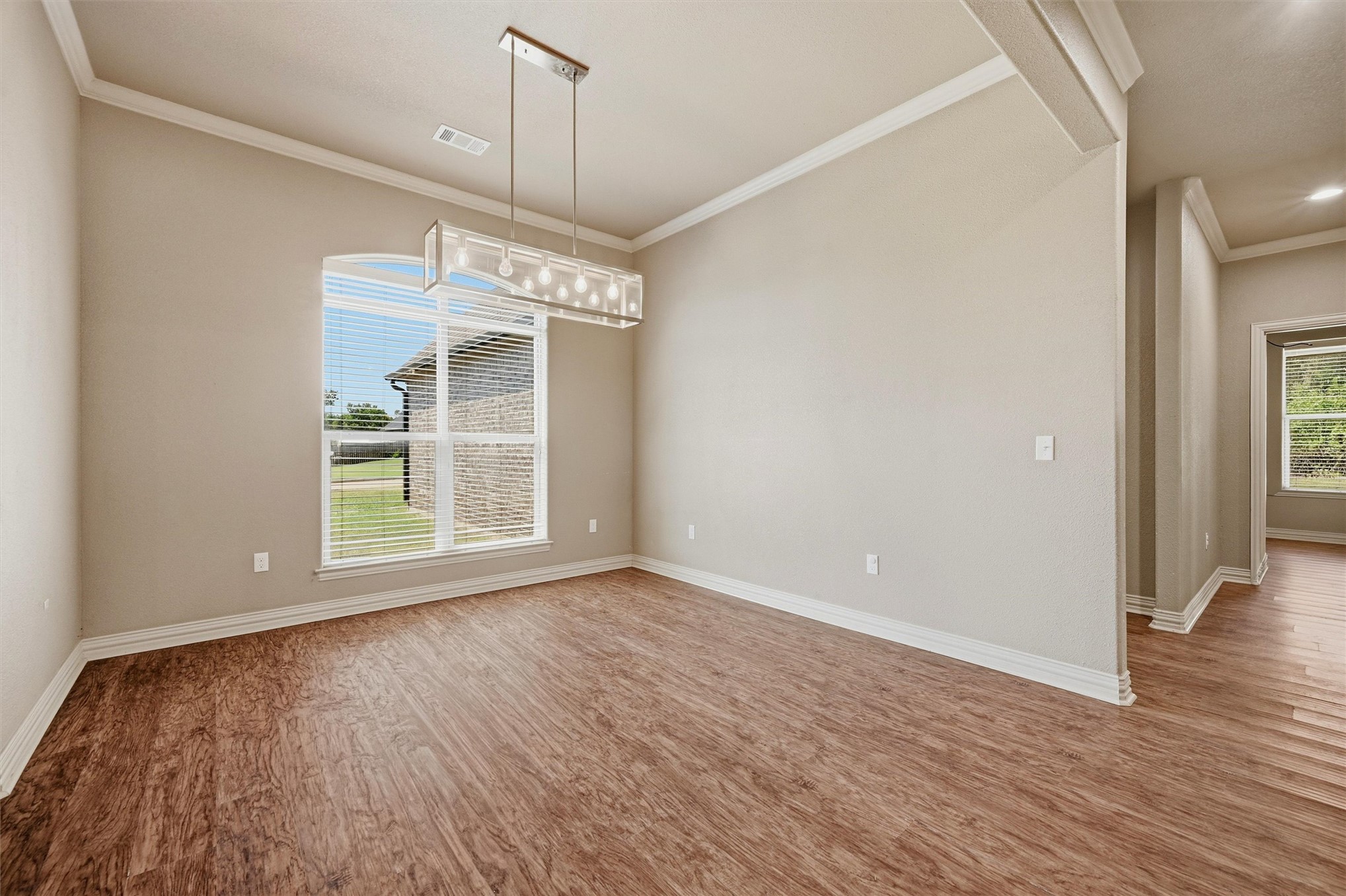 106 Highland Drive Property Photo 5