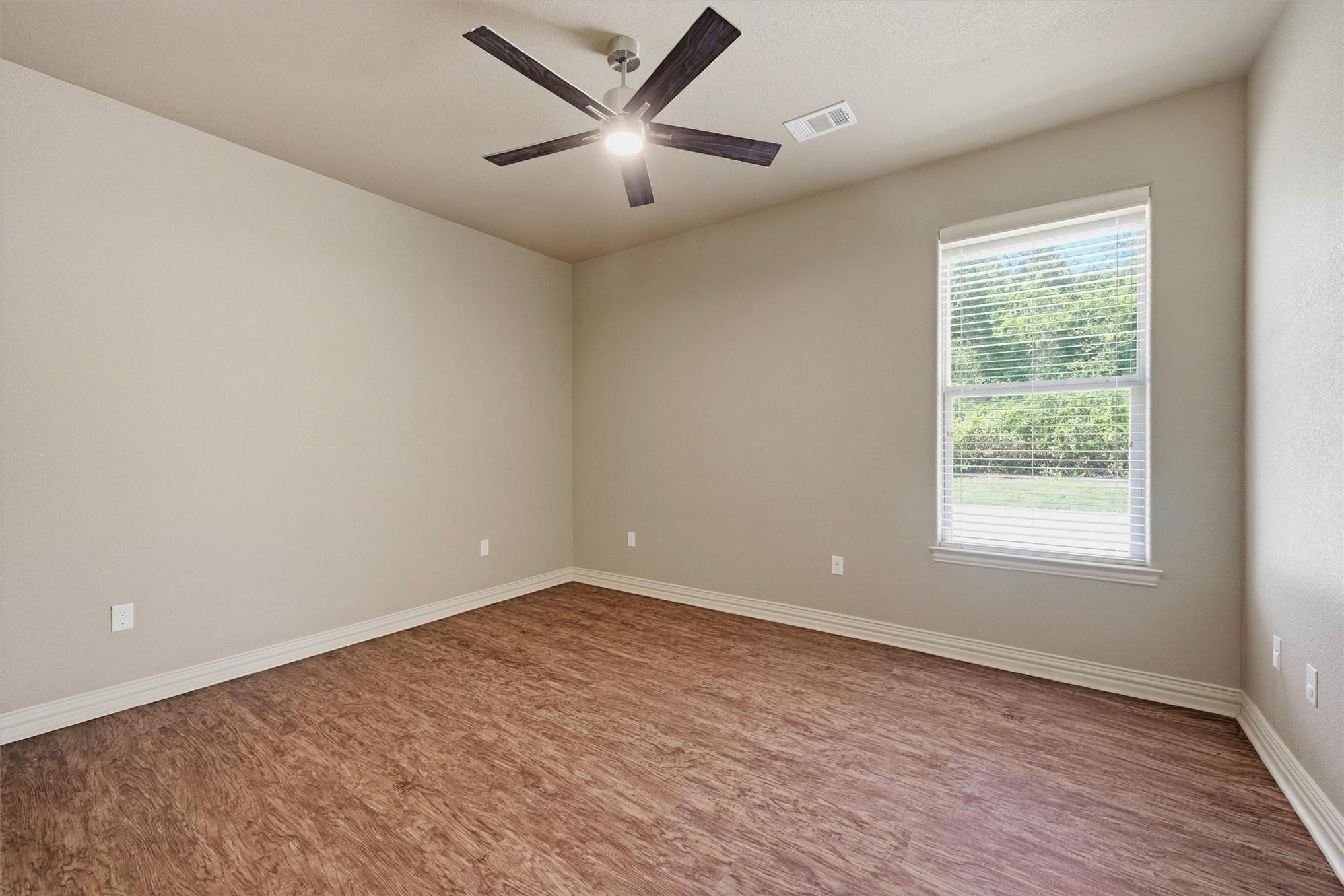 106 Highland Drive Property Photo 18