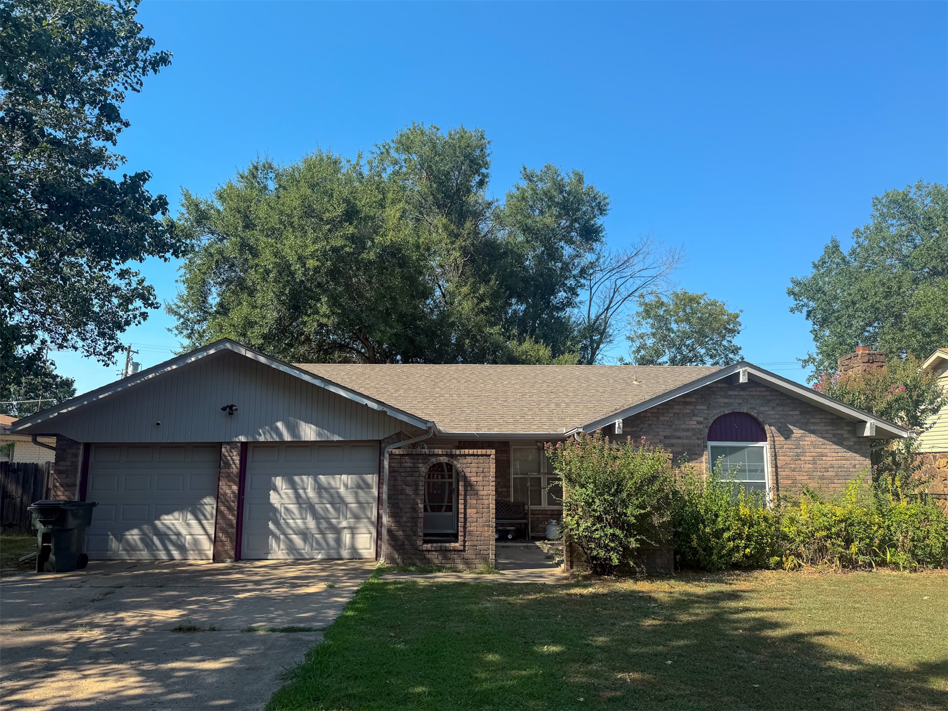 420 Fairfax Drive Property Photo 1