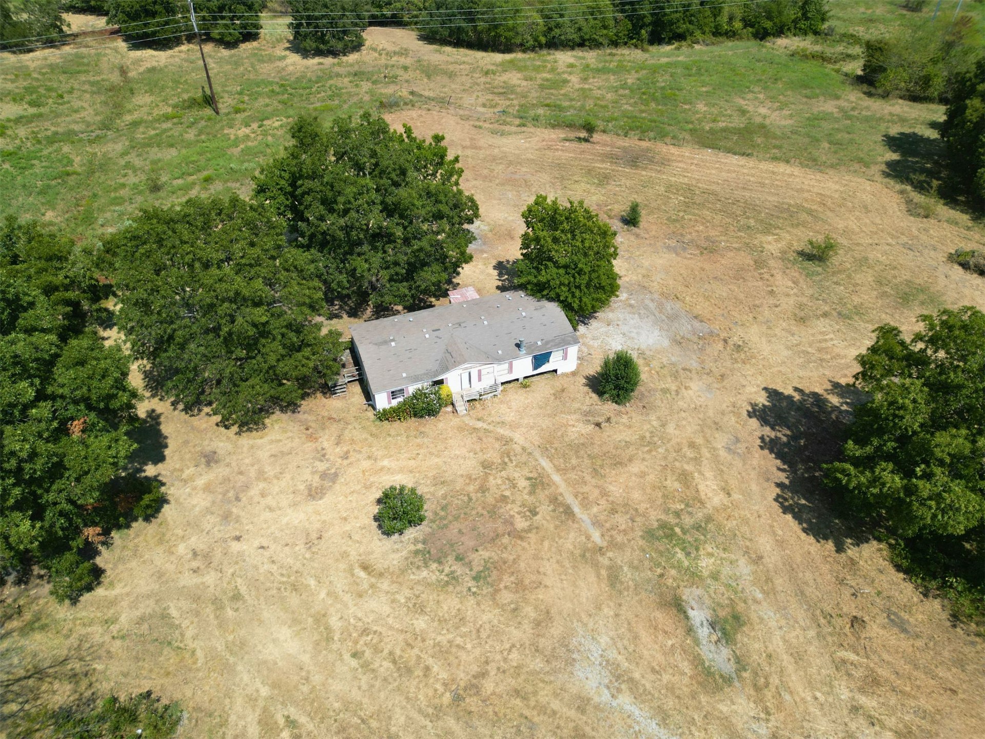 19640 County Road 3652 Property Photo 5