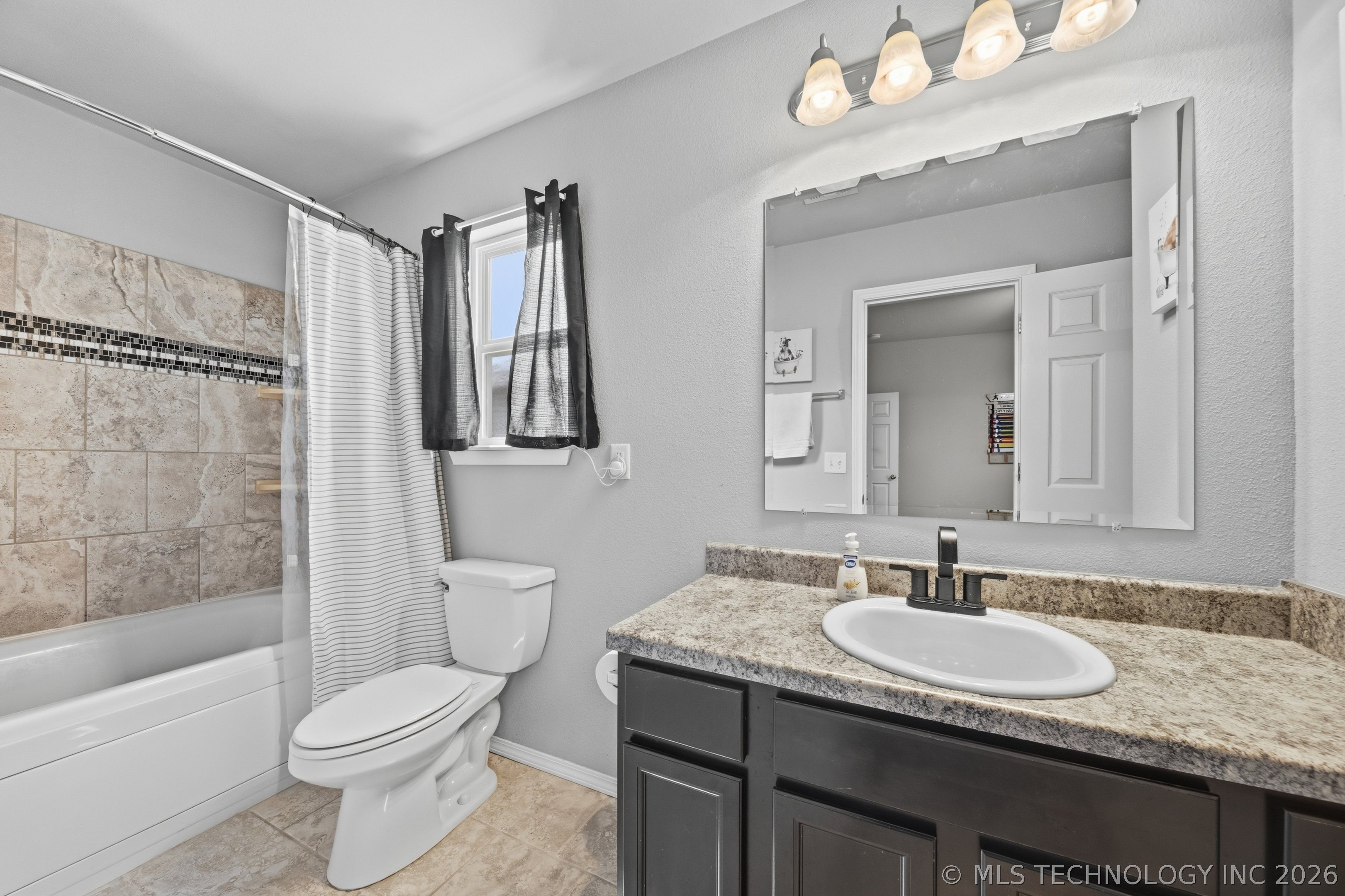 23284 S Jewell Drive Property Photo 18