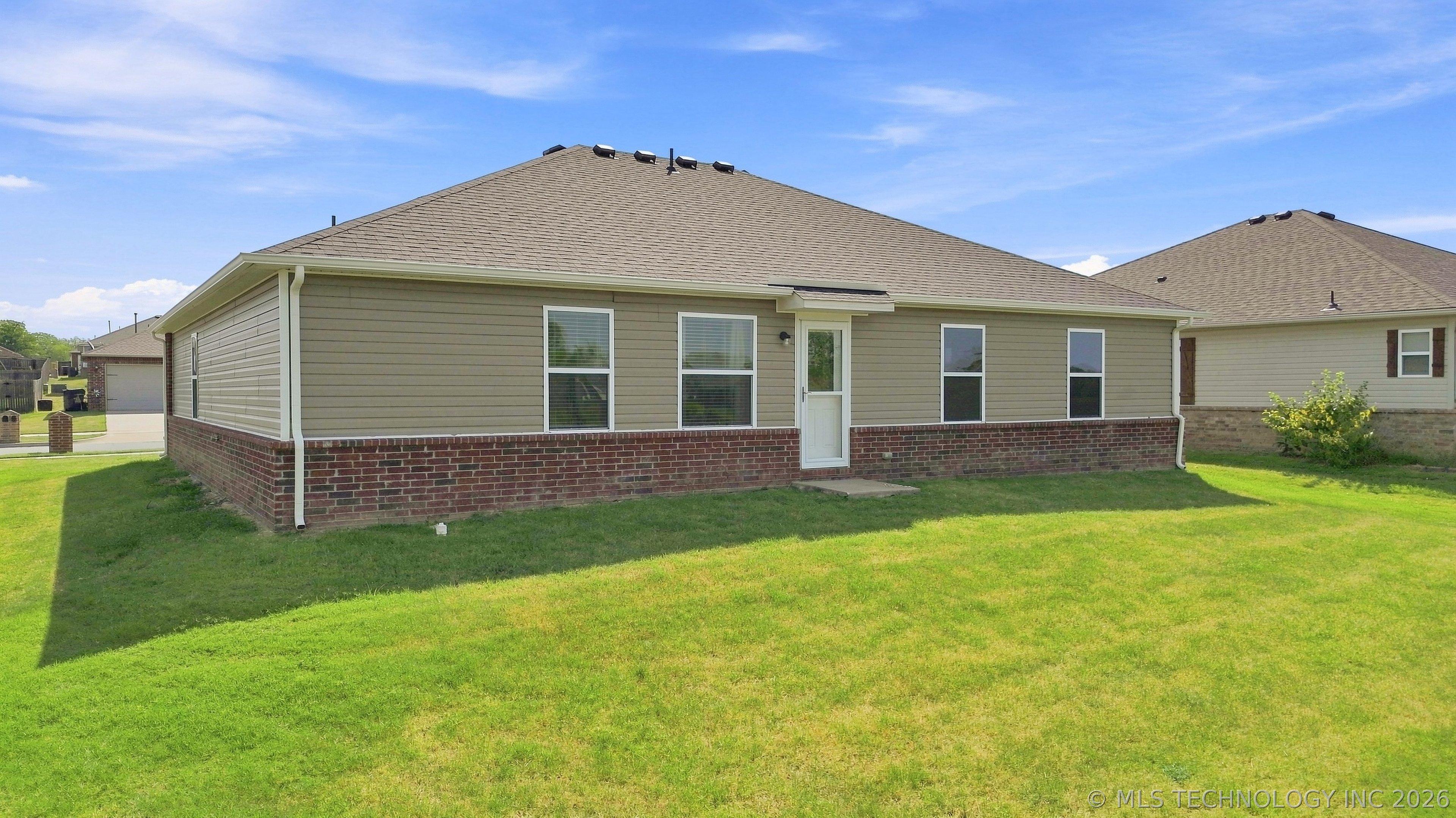 23284 S Jewell Drive Property Photo 28