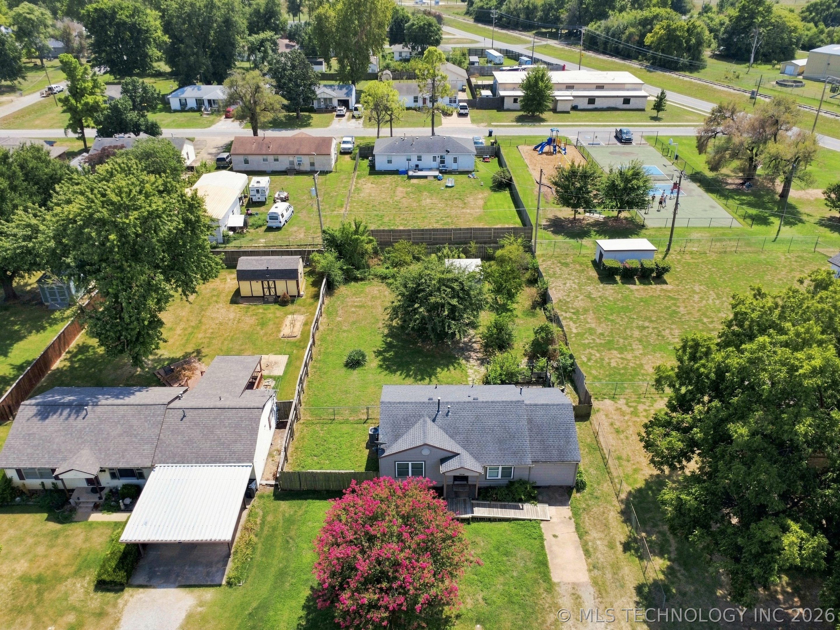 204 E Beaver Street Property Photo 5