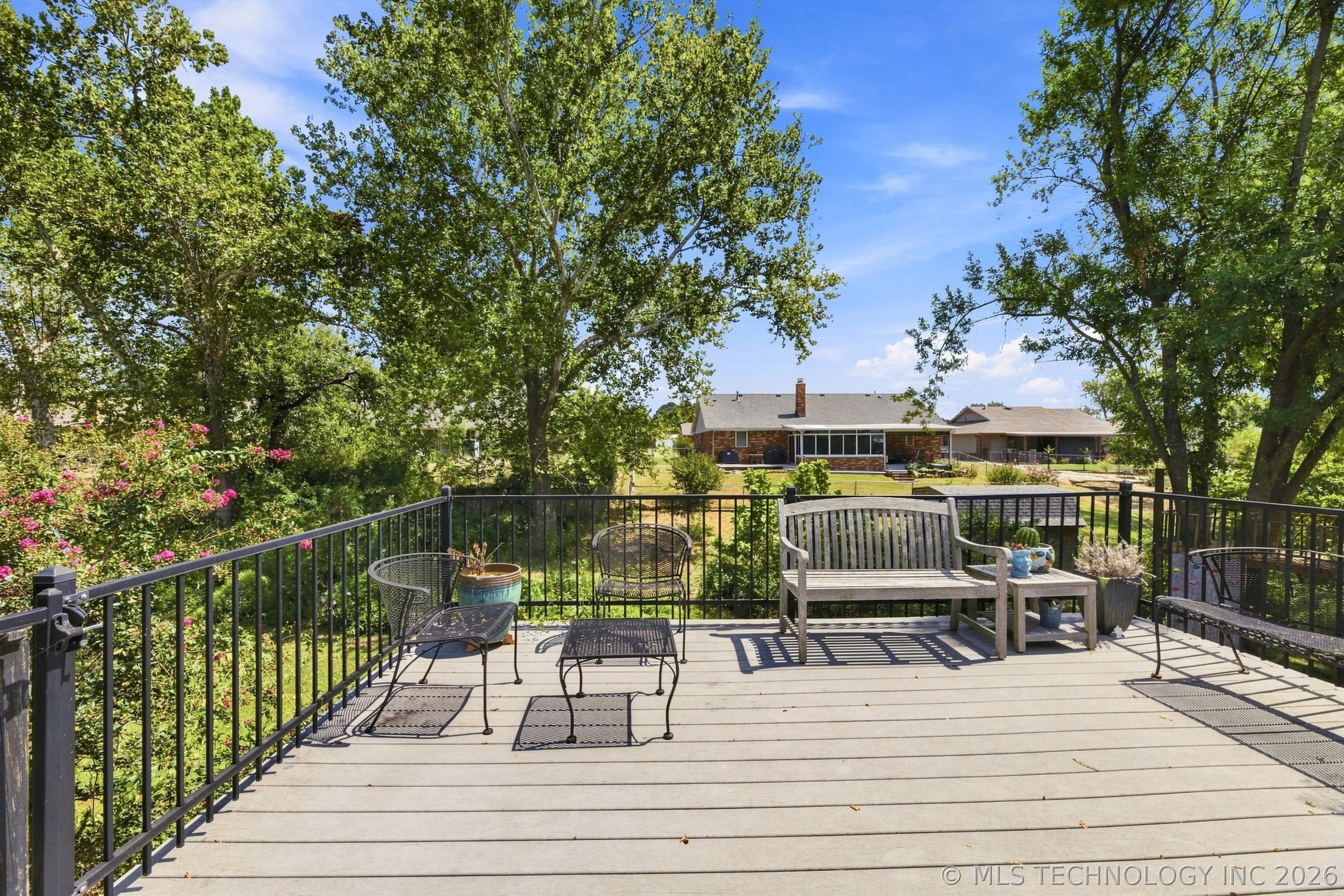 1022 N Douglas Drive Property Photo 26