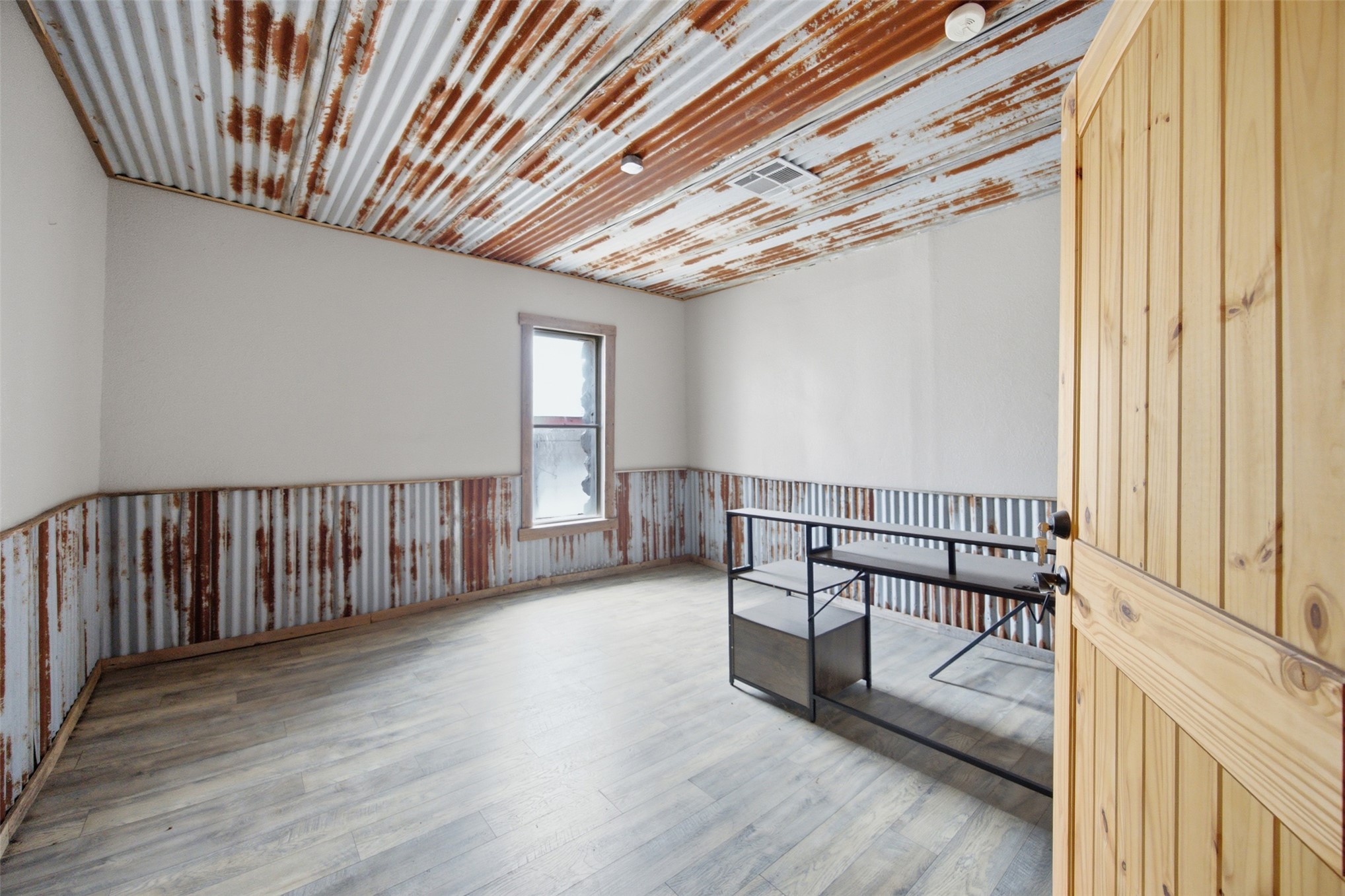 609 E Carl Albert Parkway Property Photo 12