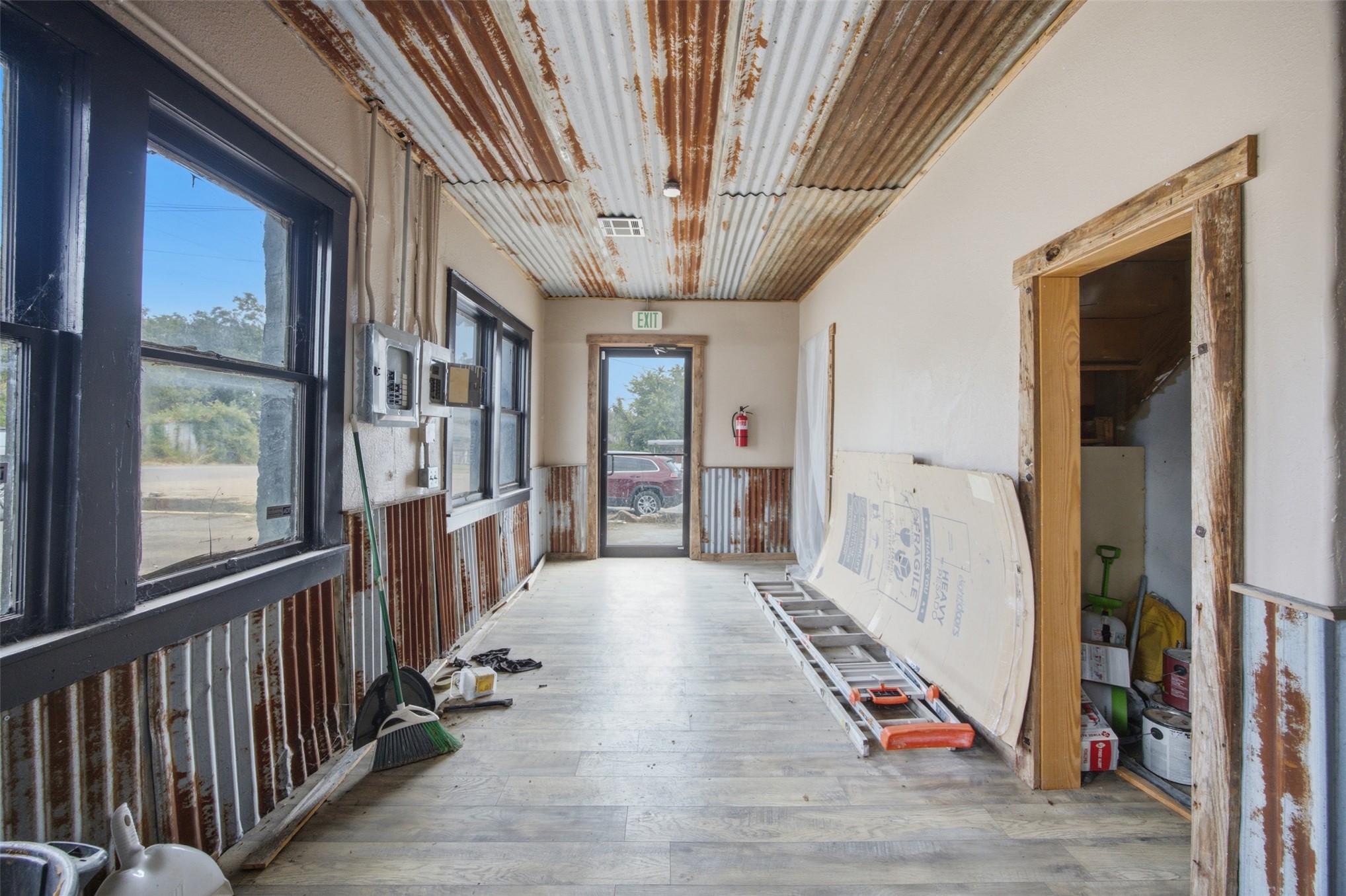 609 E Carl Albert Parkway Property Photo 15