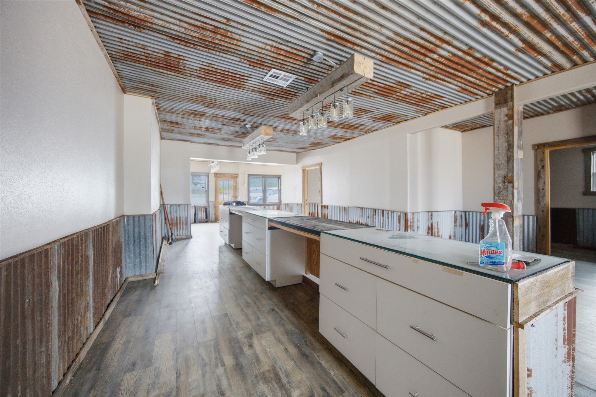 609 E Carl Albert Parkway Property Photo 16