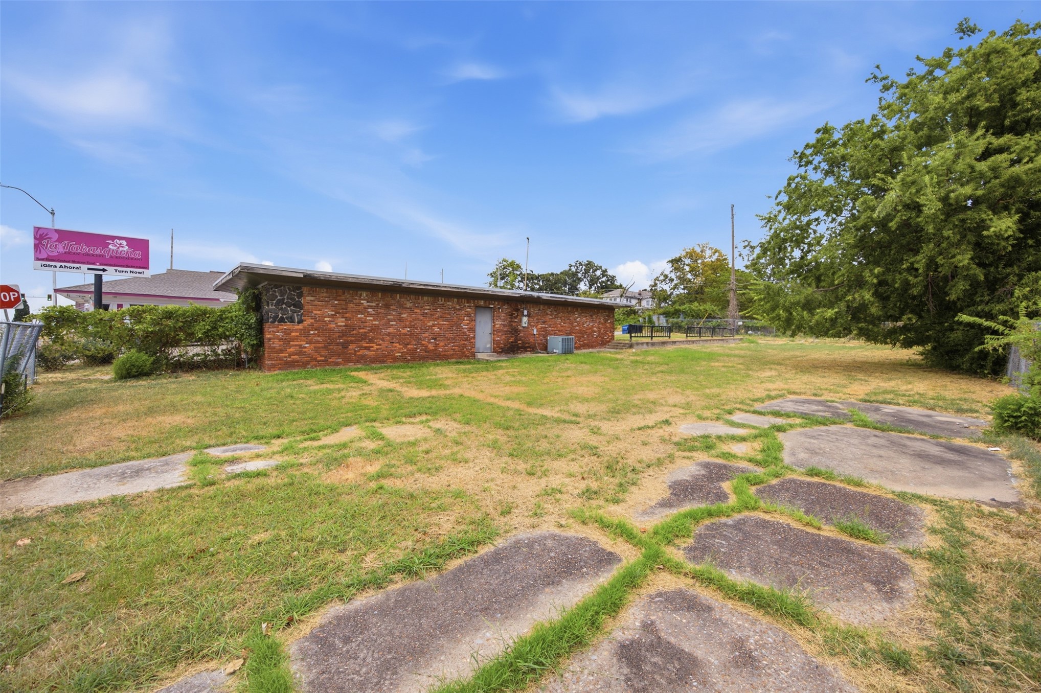 609 E Carl Albert Parkway Property Photo 21