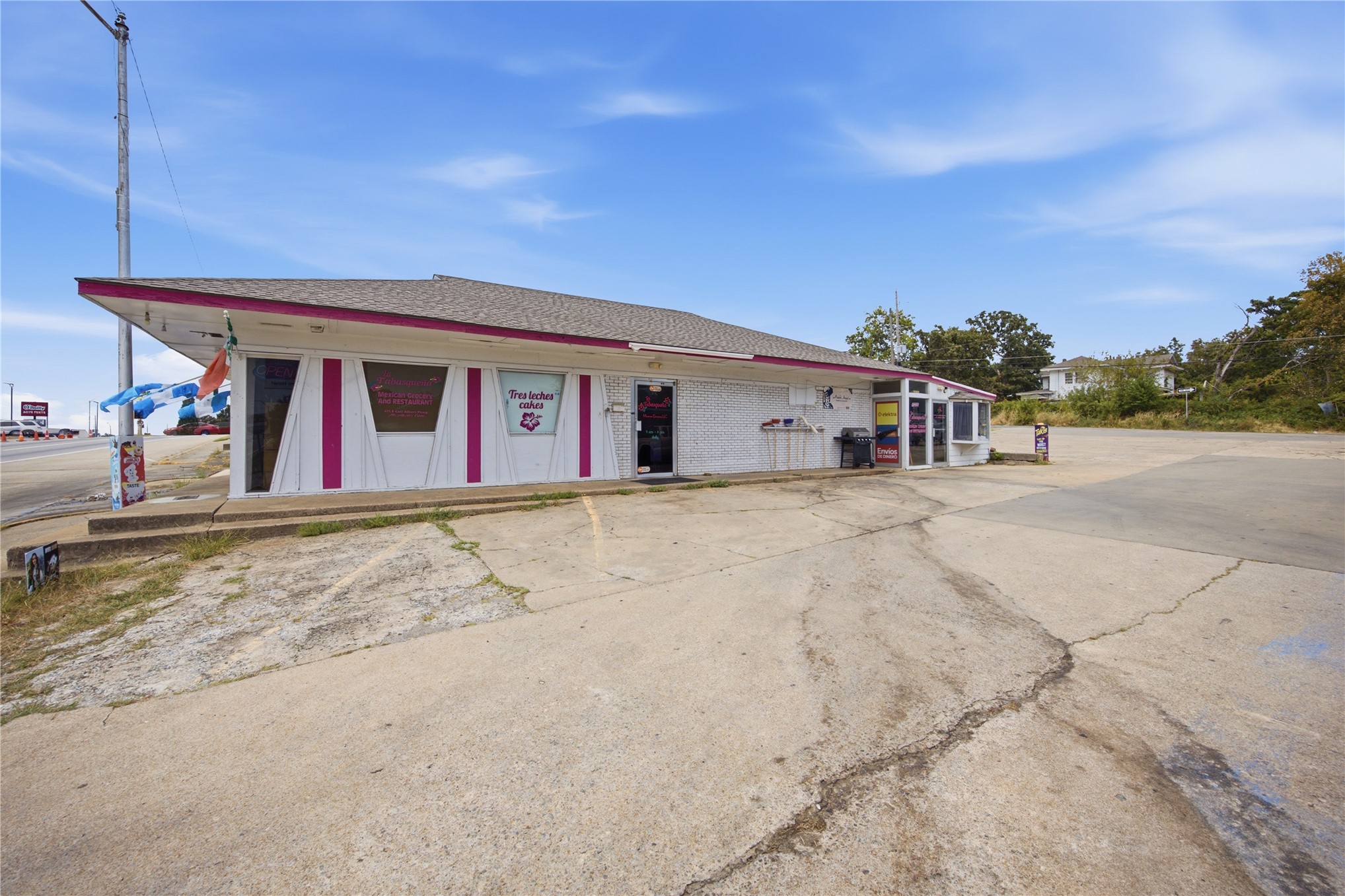 609 E Carl Albert Parkway Property Photo 41