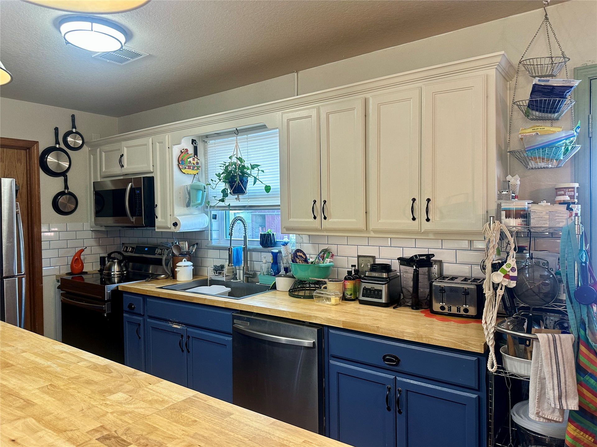 2105 W Mockingbird Lane Property Photo 14