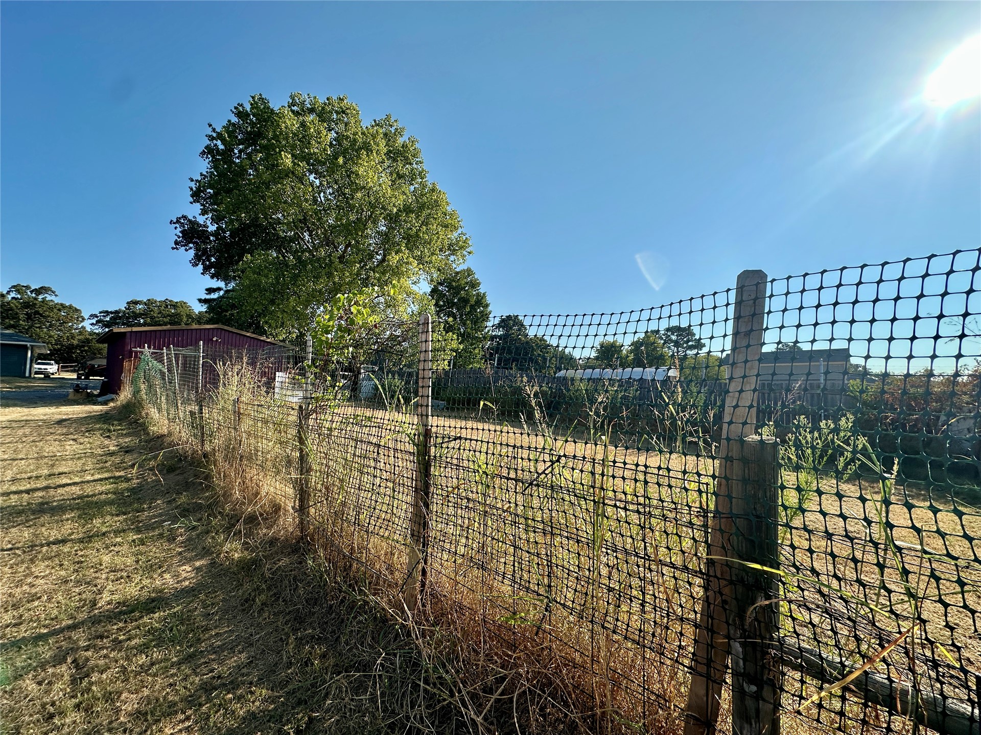 2105 W Mockingbird Lane Property Photo 57
