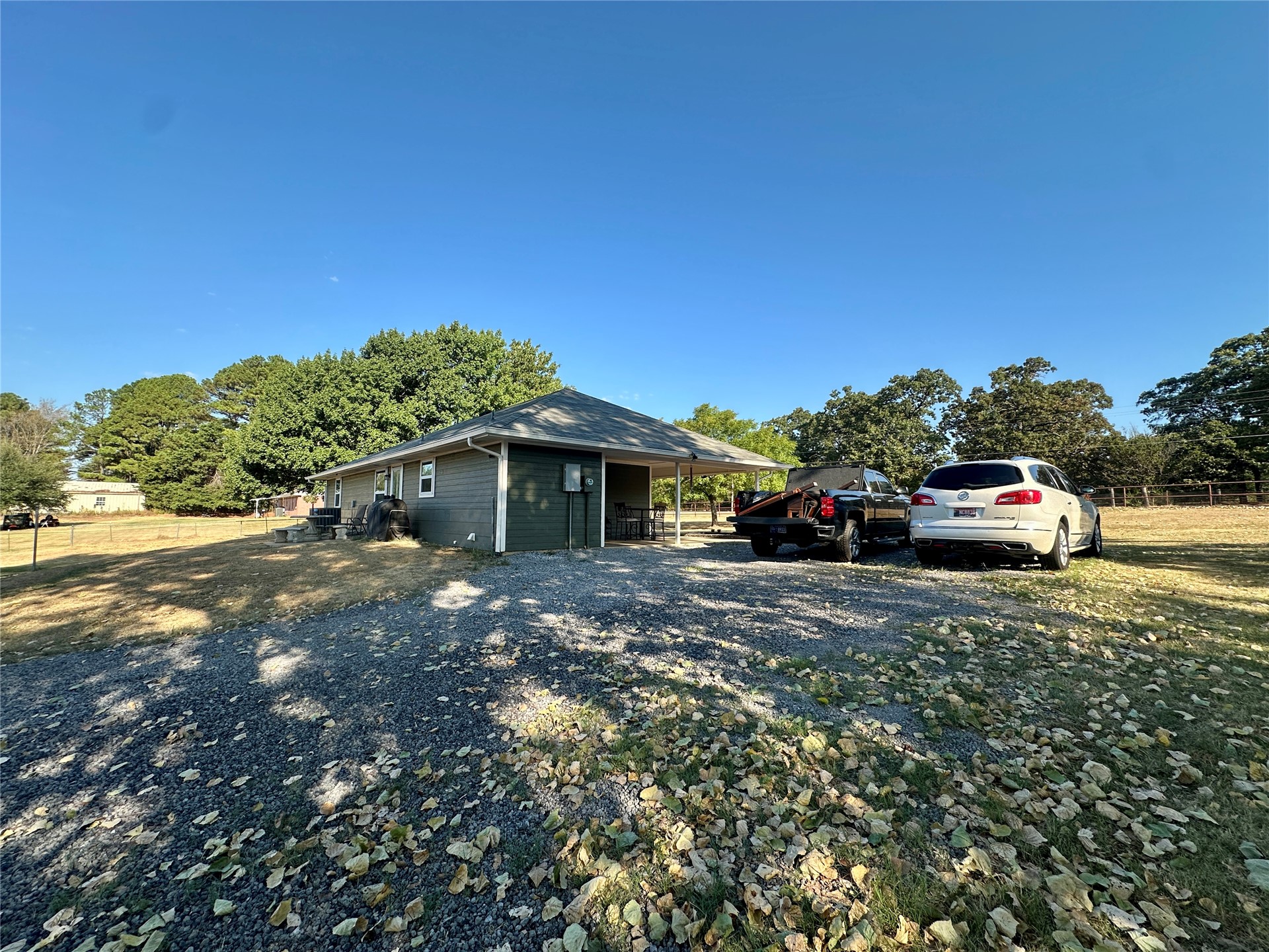 2105 W Mockingbird Lane Property Photo 61