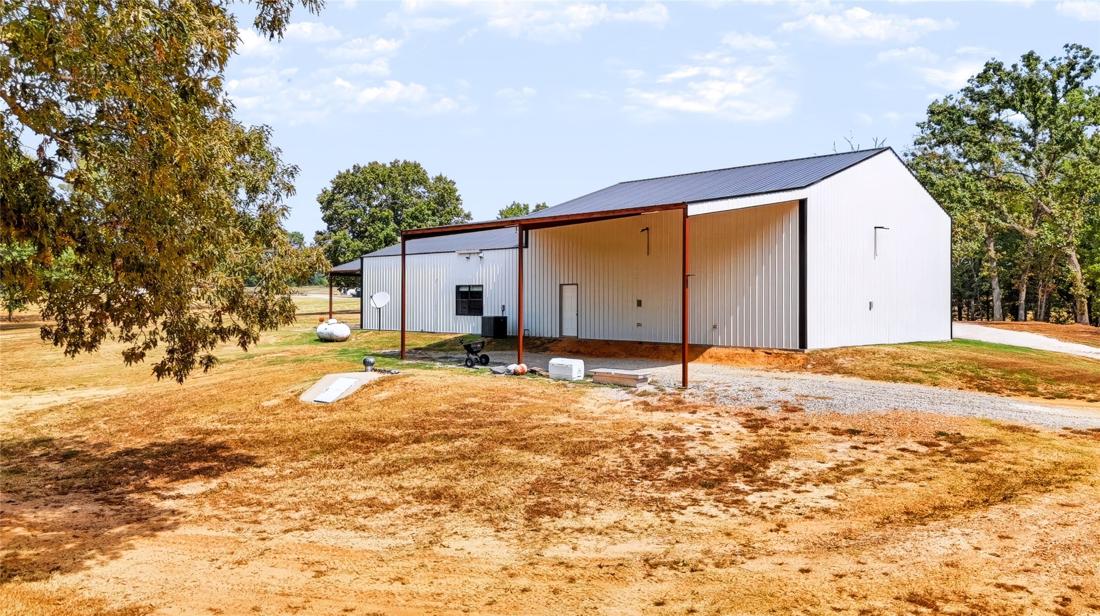 3607 S Half Bank Road Property Photo 9