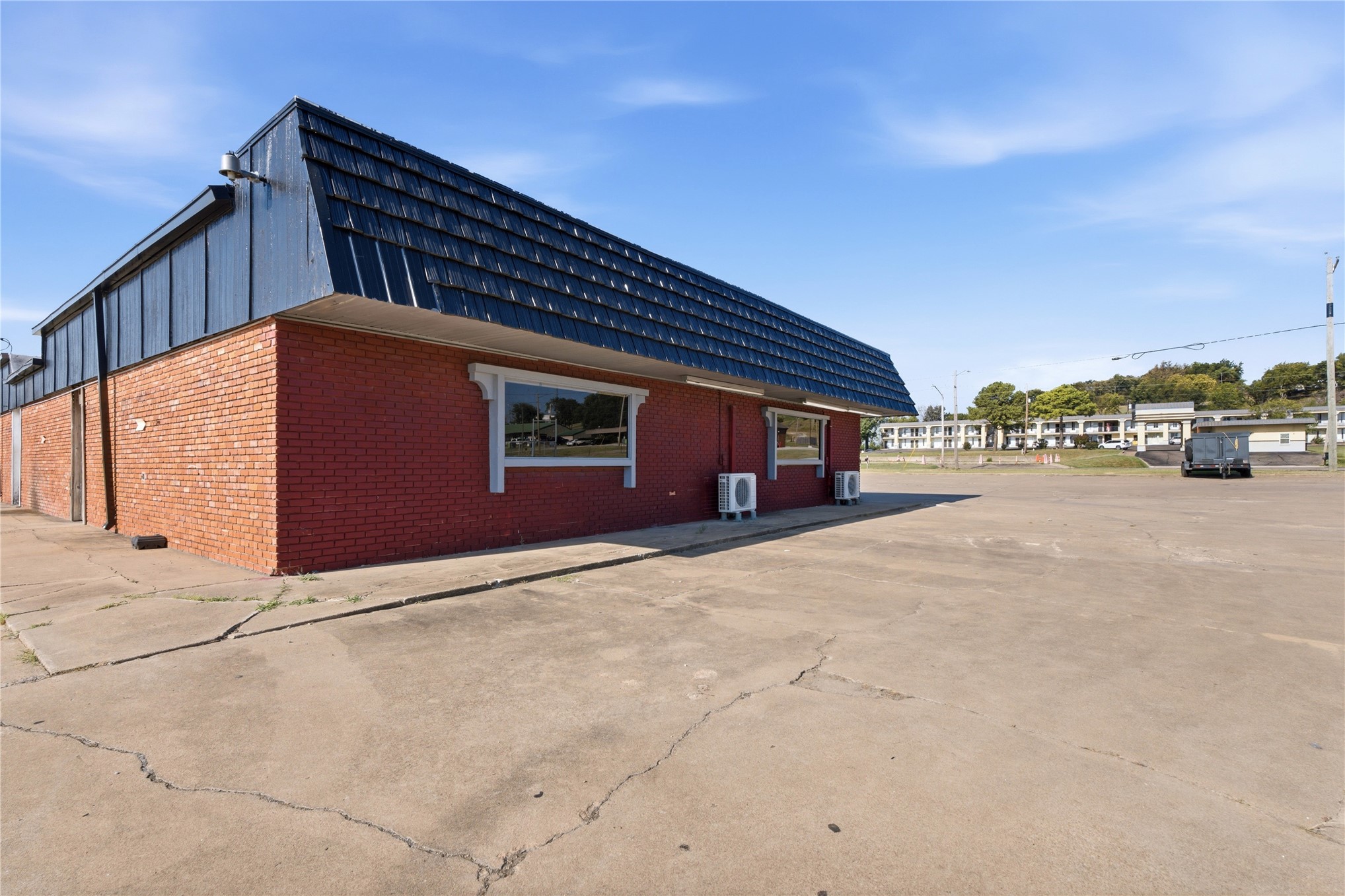 608 Woody Guthrie Street Property Photo 6