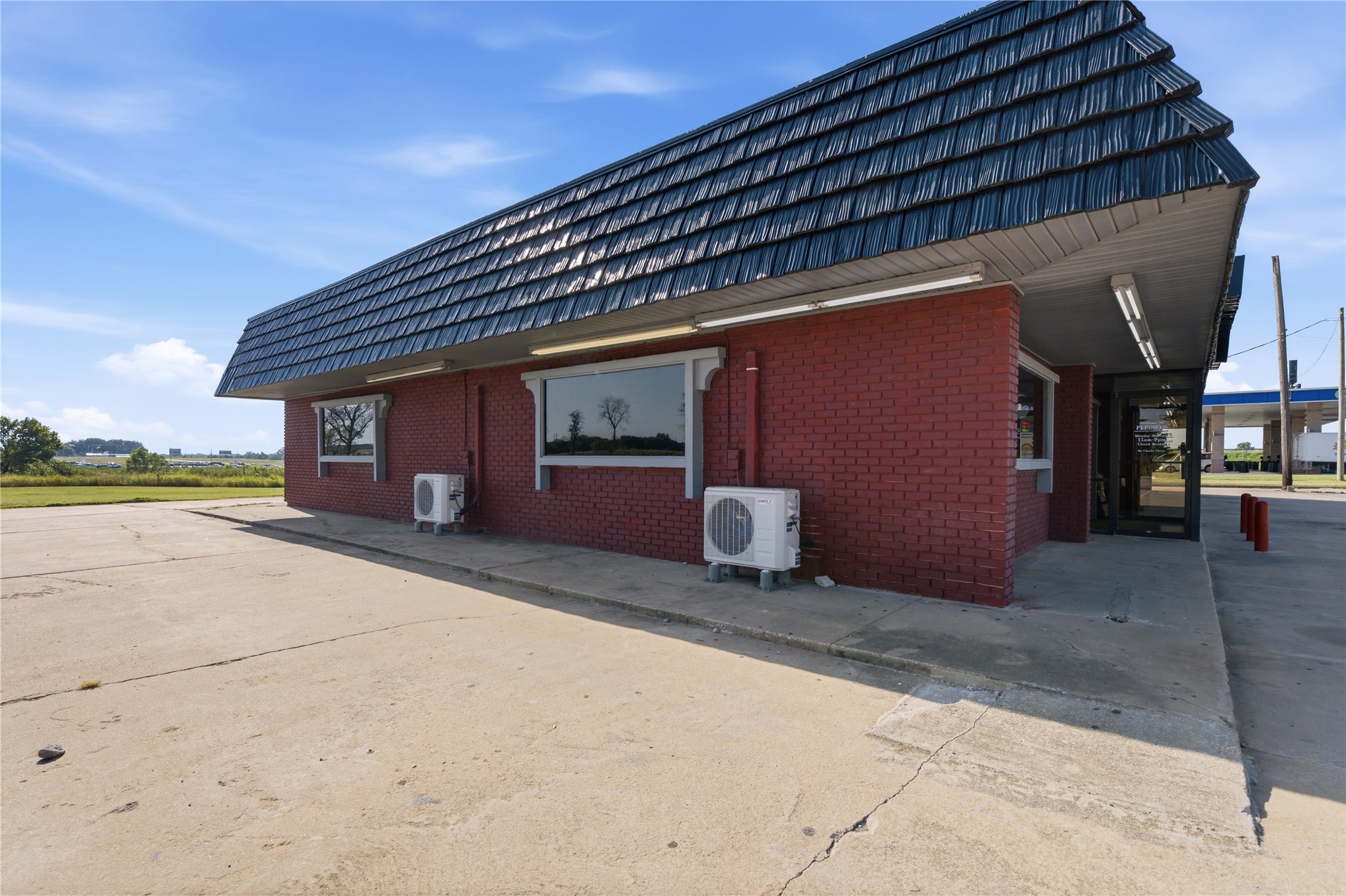 608 Woody Guthrie Street Property Photo 7