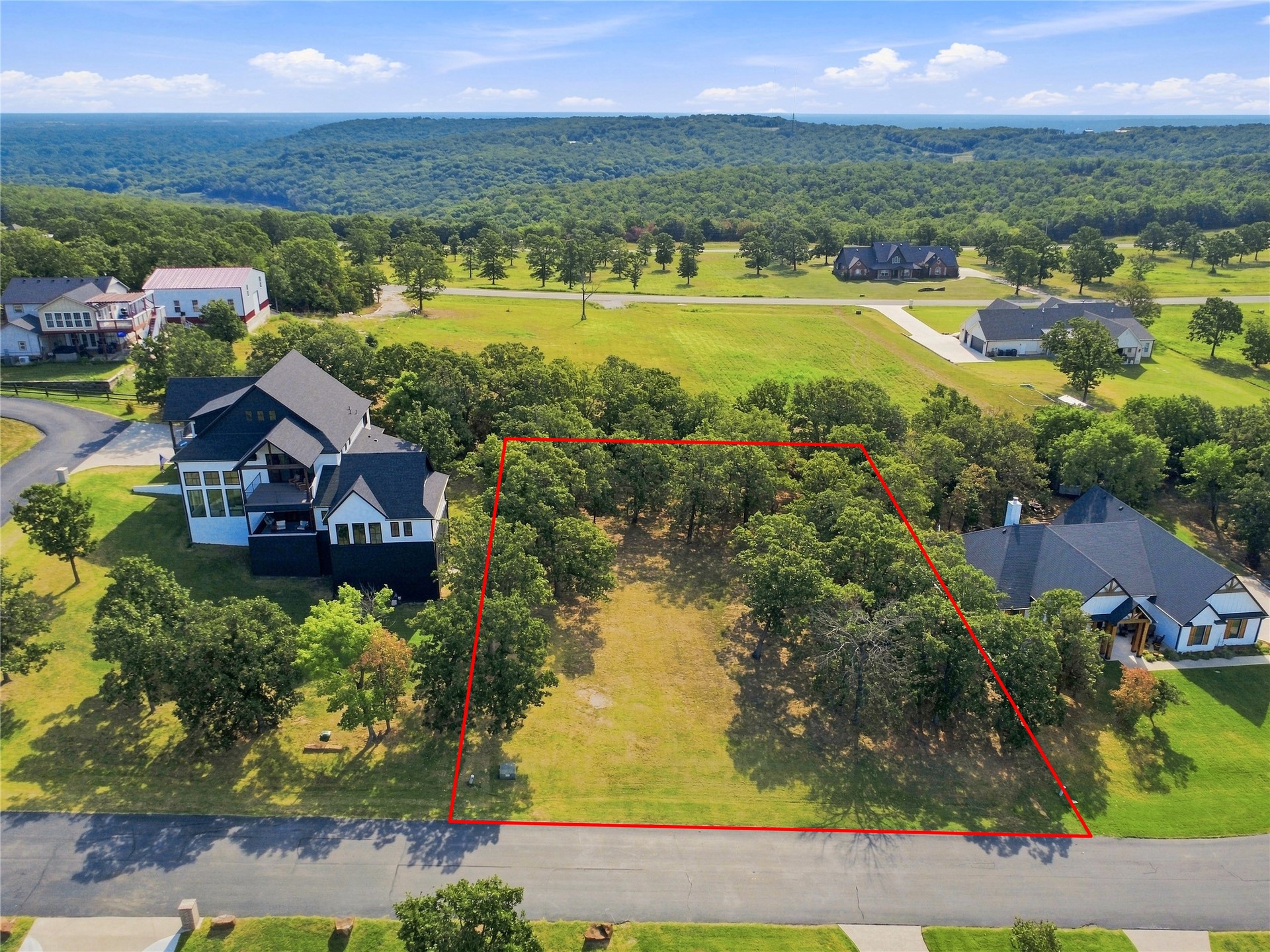 Lakeview Road Property Photo 1