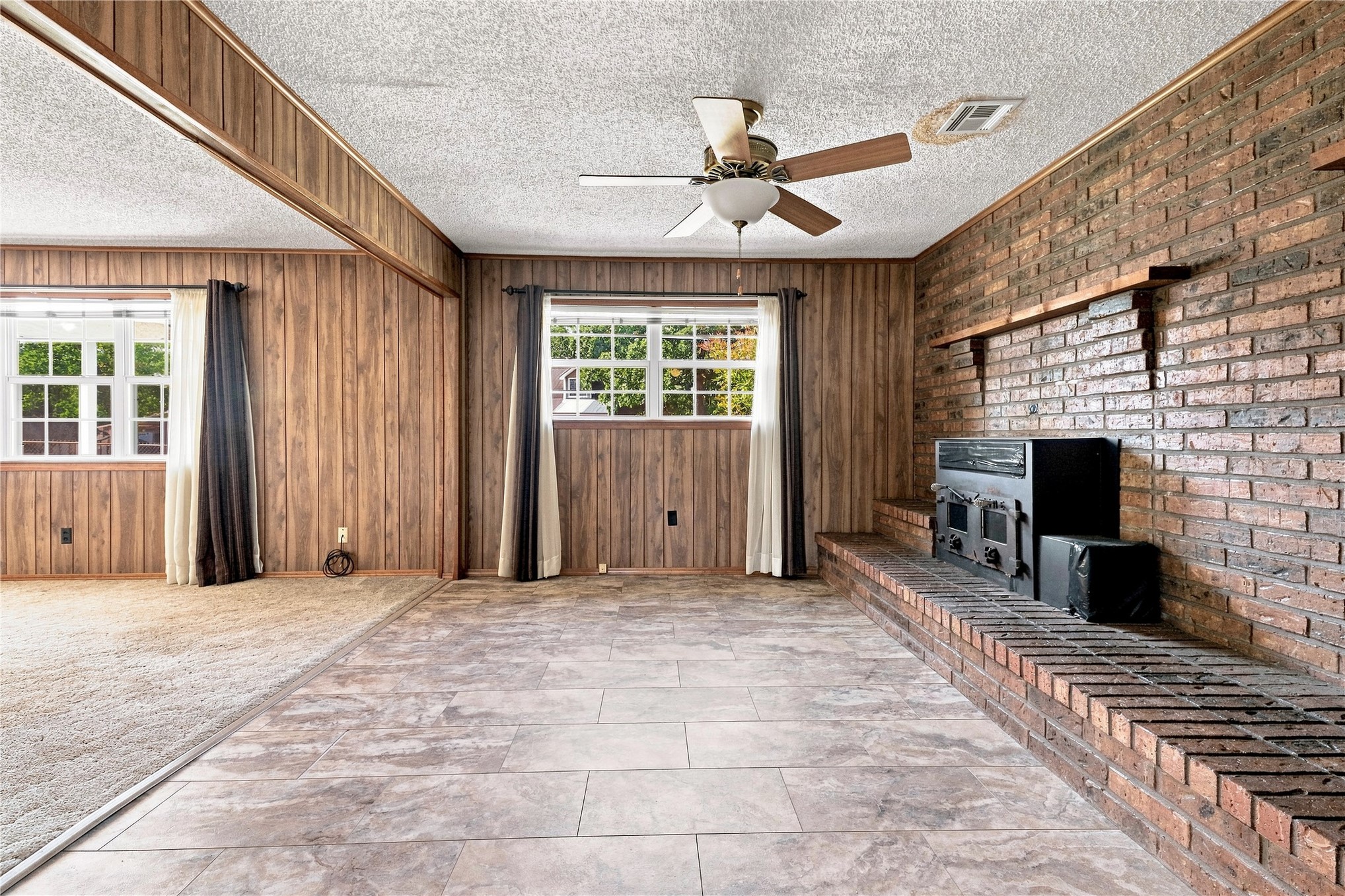 411 W Odle Street Property Photo 16
