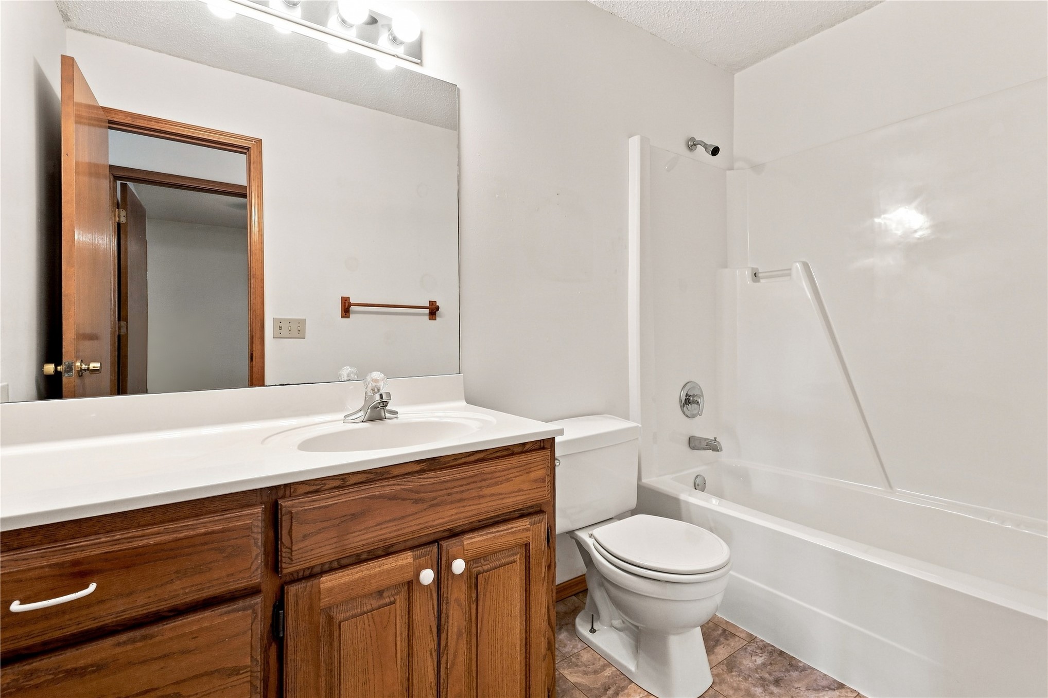 411 W Odle Street Property Photo 17