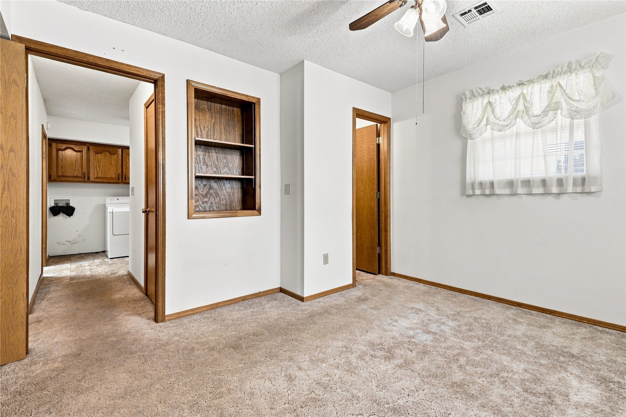 411 W Odle Street Property Photo 19