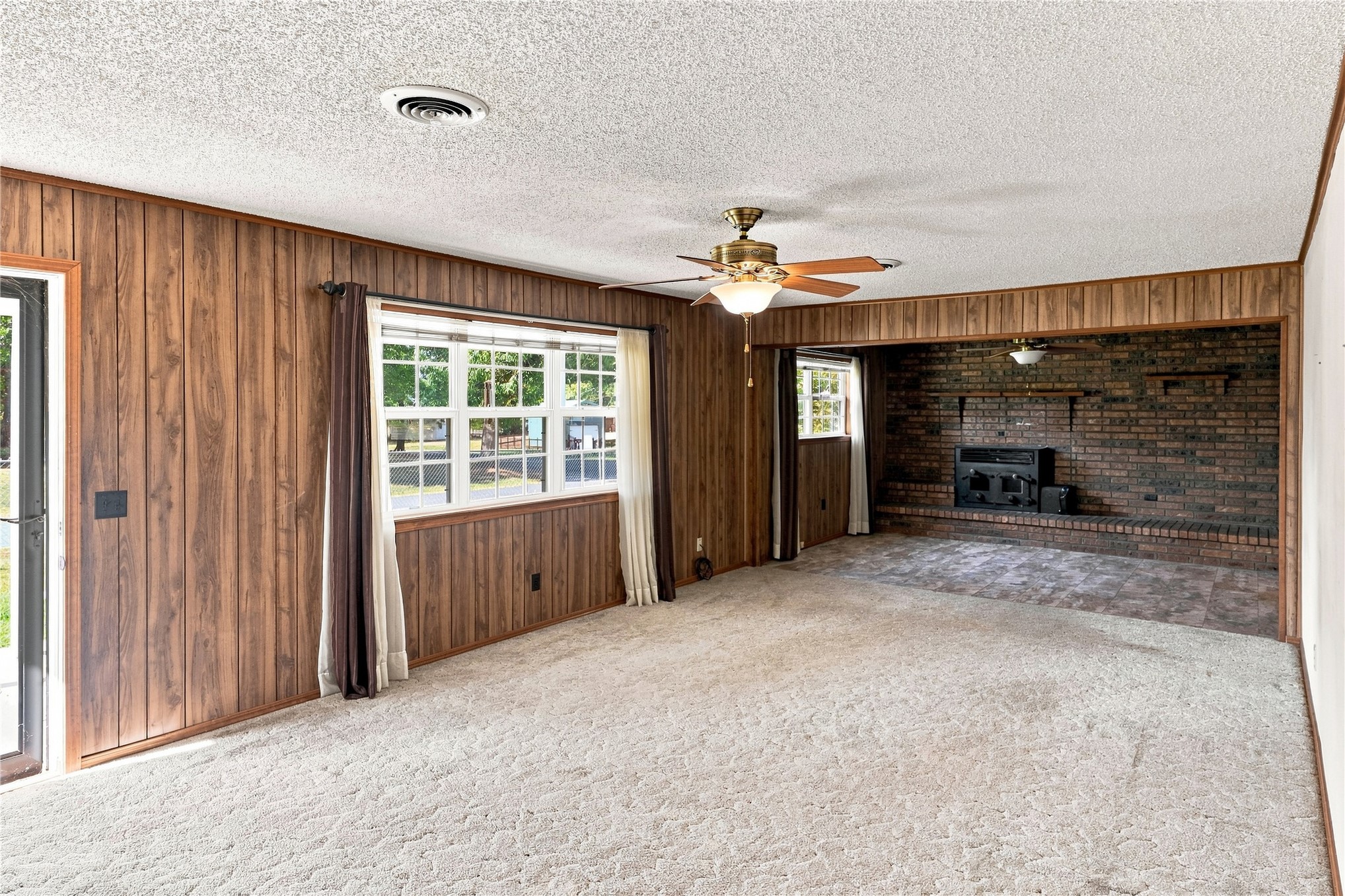 411 W Odle Street Property Photo 22
