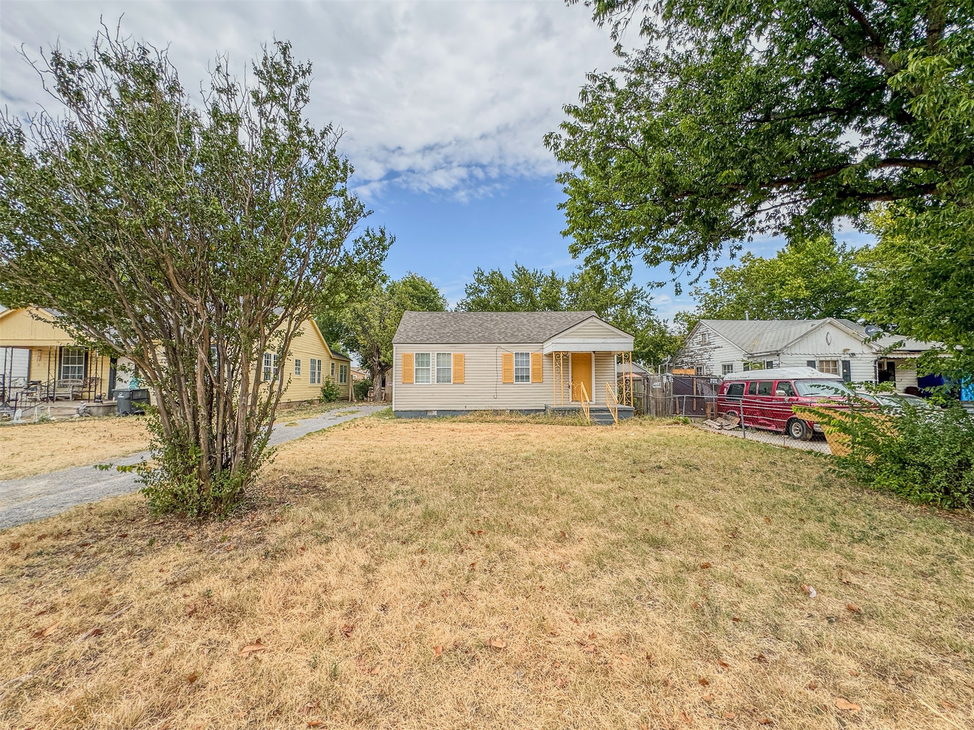 1507 Sw D Avenue Property Photo 4