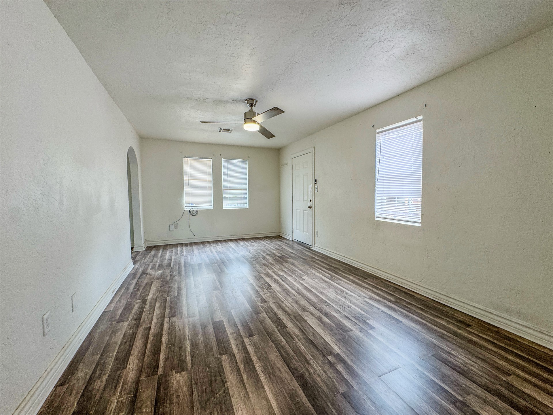 1507 Sw D Avenue Property Photo 8