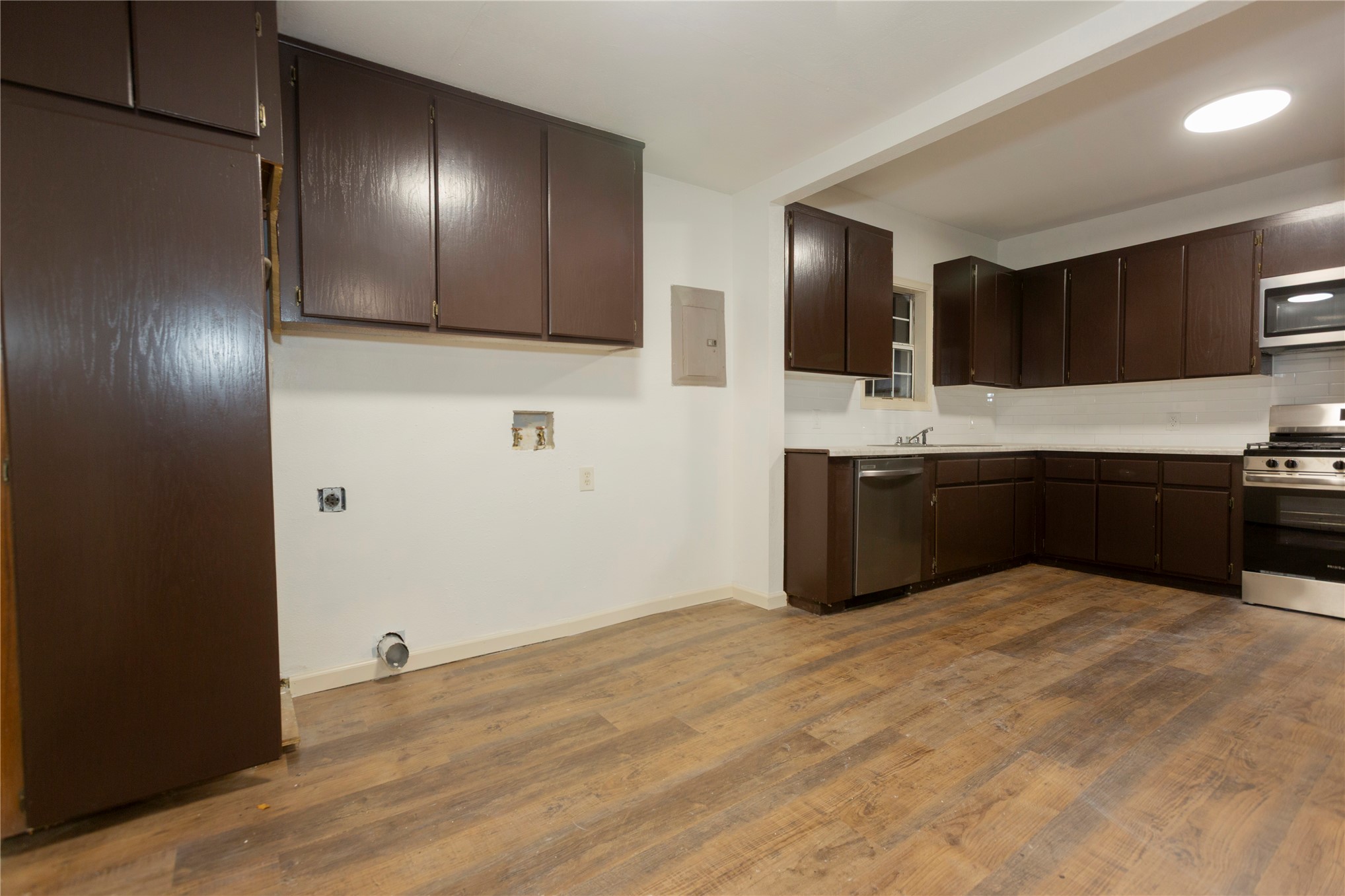 810 E Miami Avenue Property Photo 14