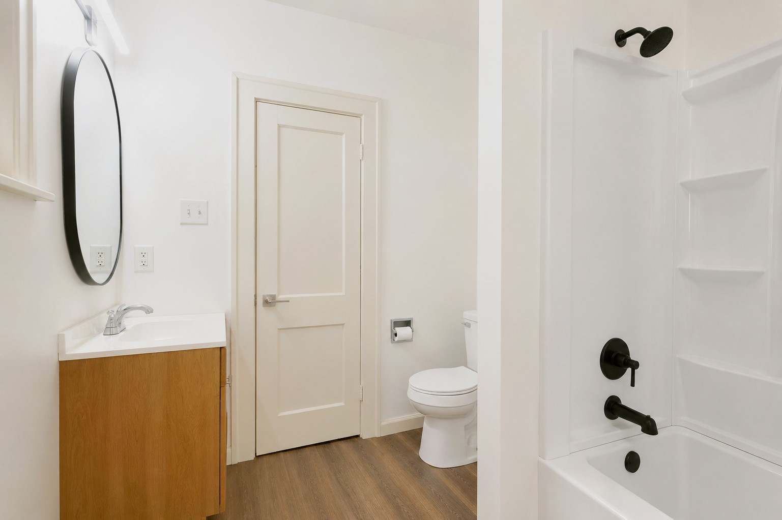 810 E Miami Avenue Property Photo 23