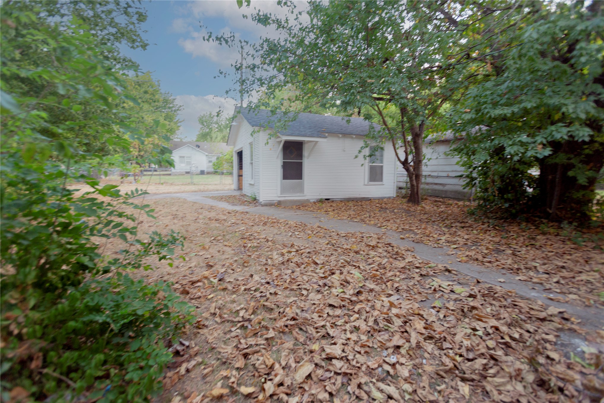810 E Miami Avenue Property Photo 28