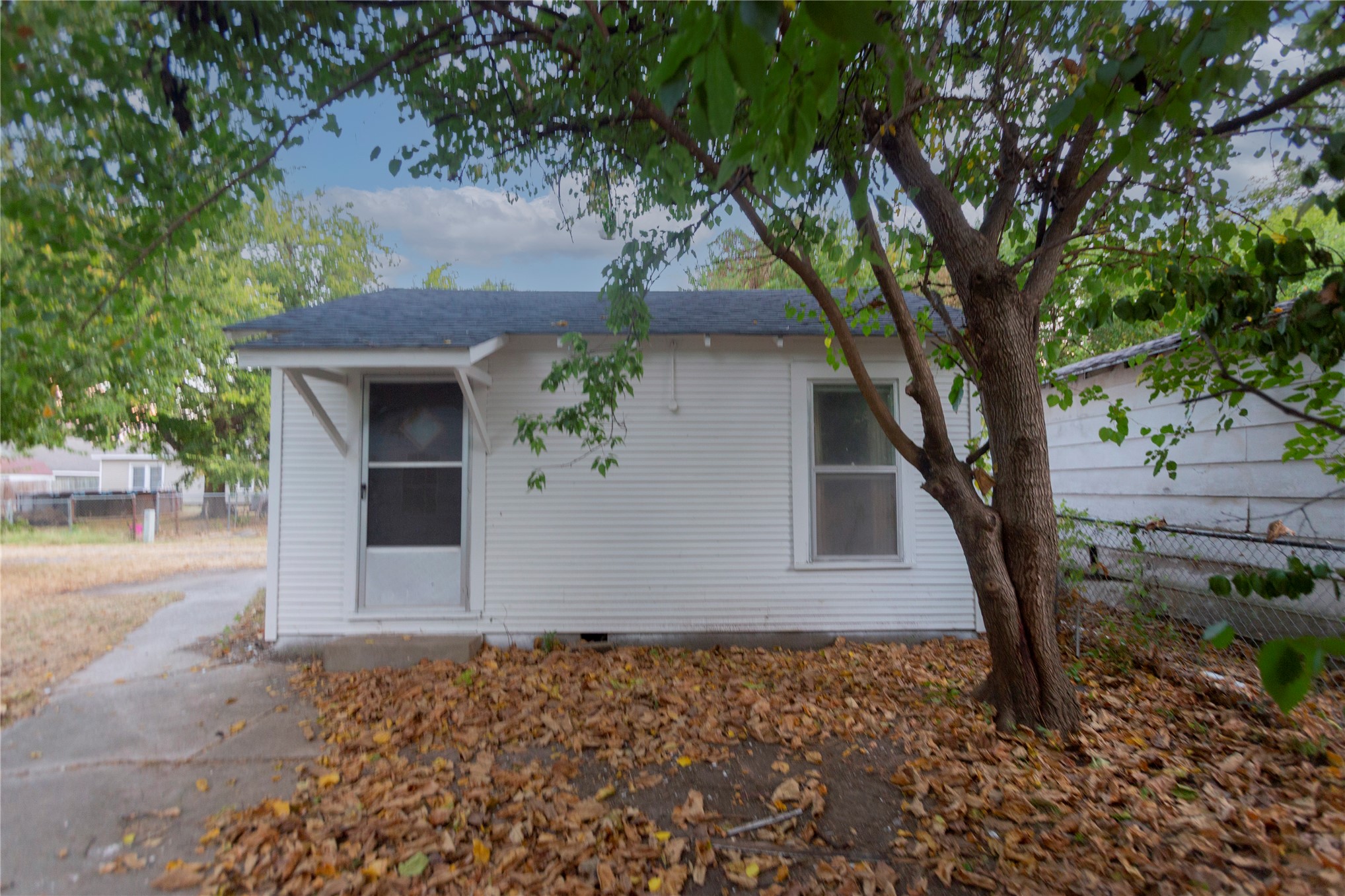 810 E Miami Avenue Property Photo 29