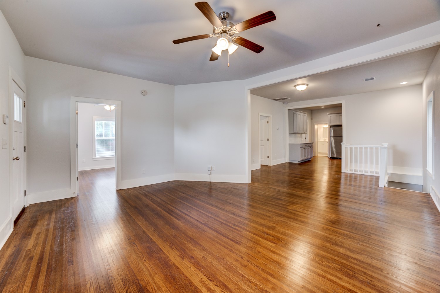 1102 Main Street Property Photo 3