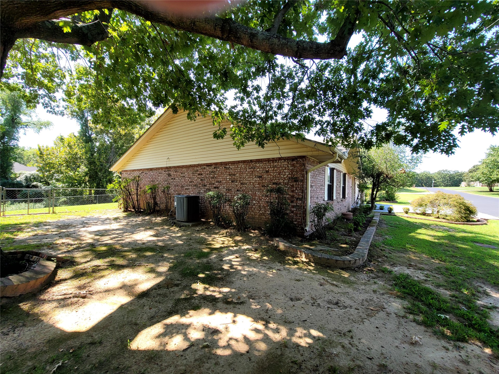 112 Meadowlark Property Photo 8