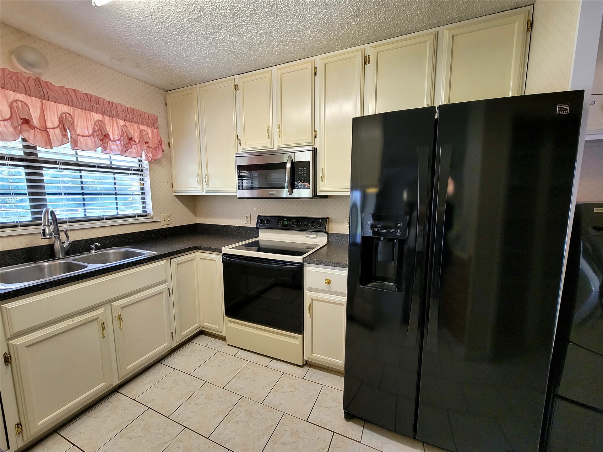 112 Meadowlark Property Photo 27