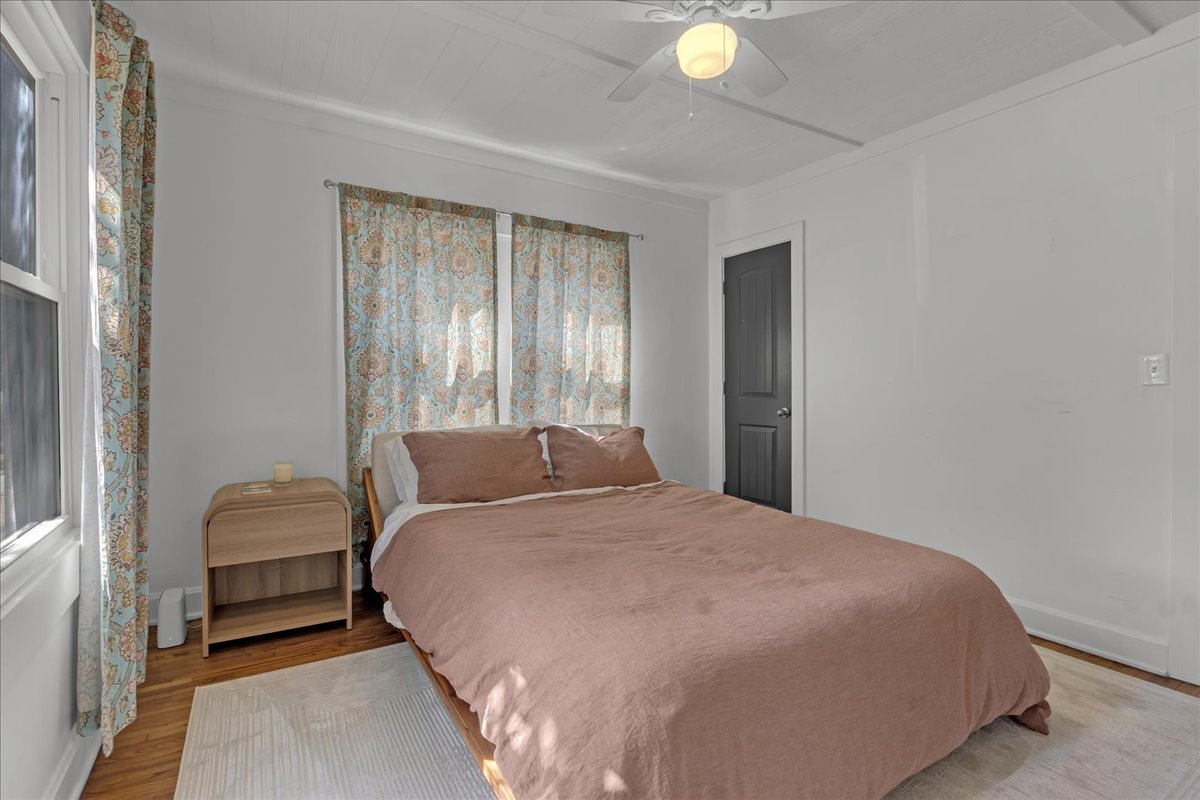 1320 S New Haven Avenue Property Photo 23