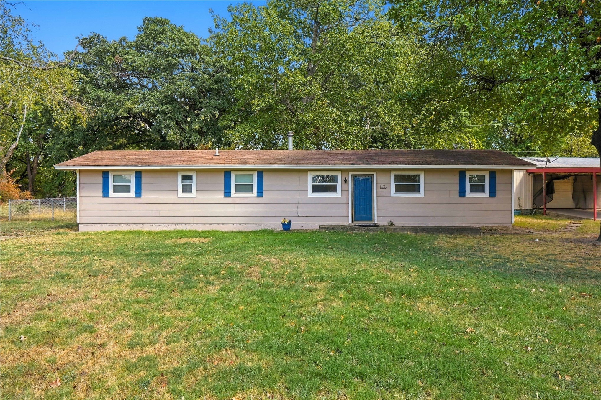 116983 S 4205 Road Property Photo 1
