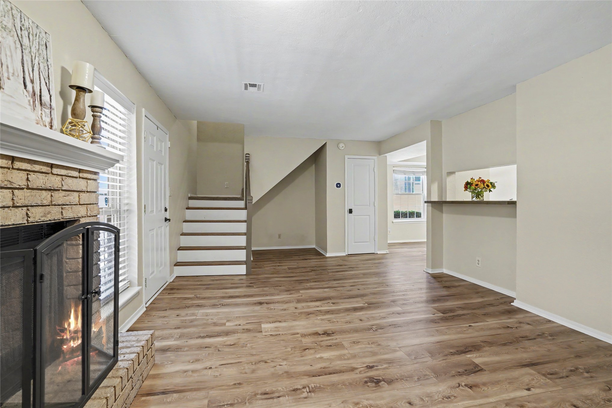 9023 S Delaware Avenue 607 Property Photo 5
