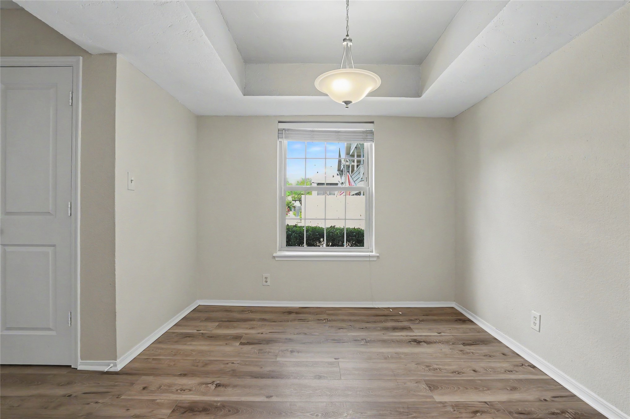 9023 S Delaware Avenue 607 Property Photo 23