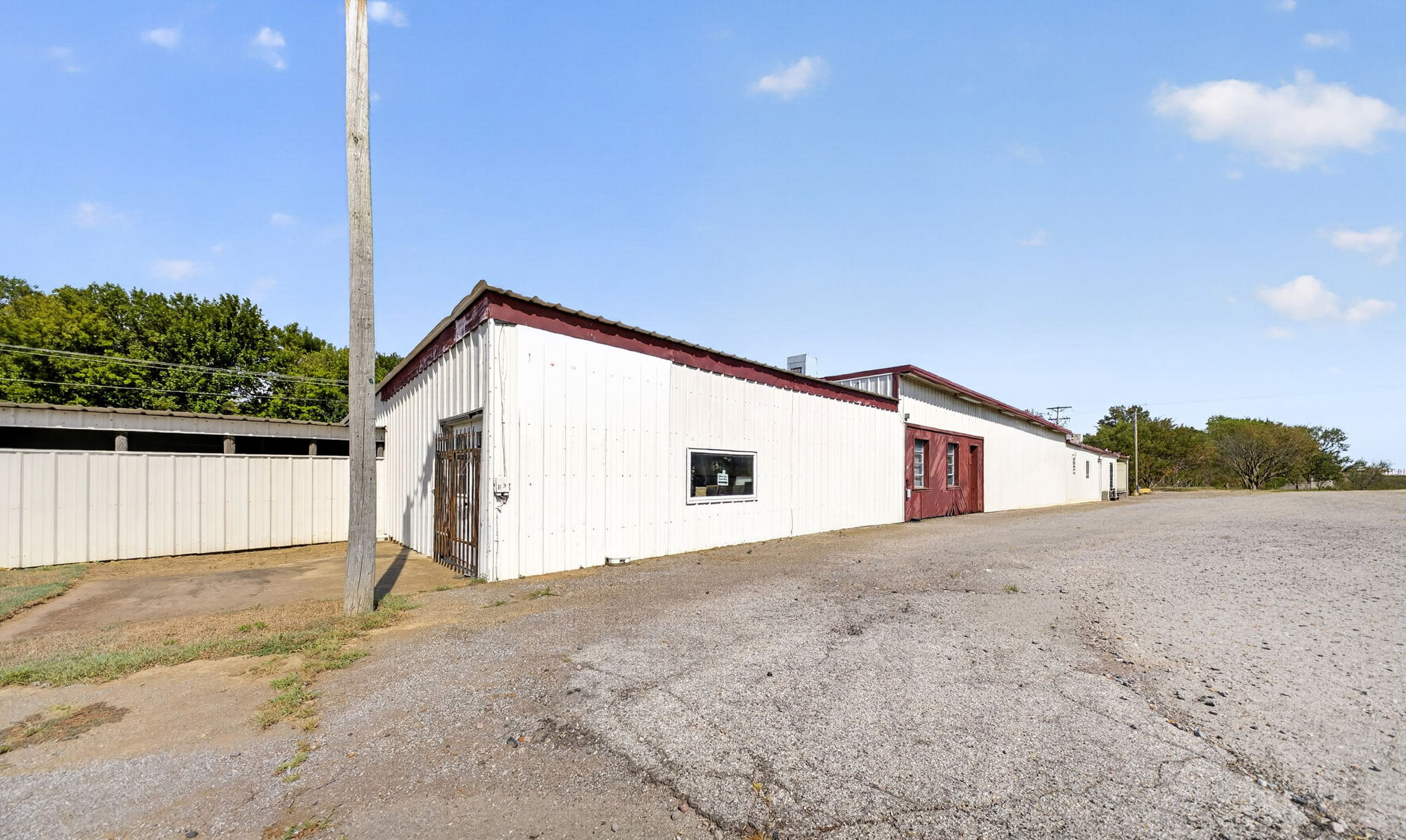 2875 N Highway 69 Property Photo 26