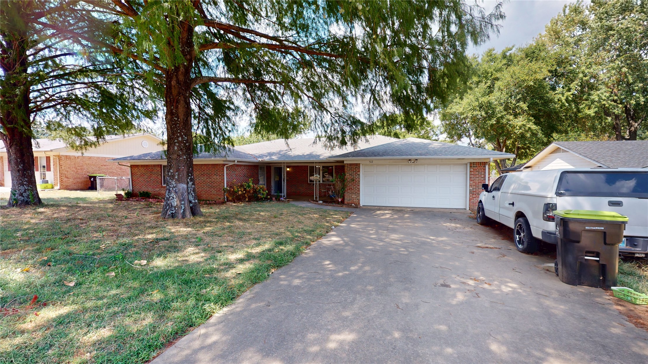 517 Webb Avenue Property Photo 1