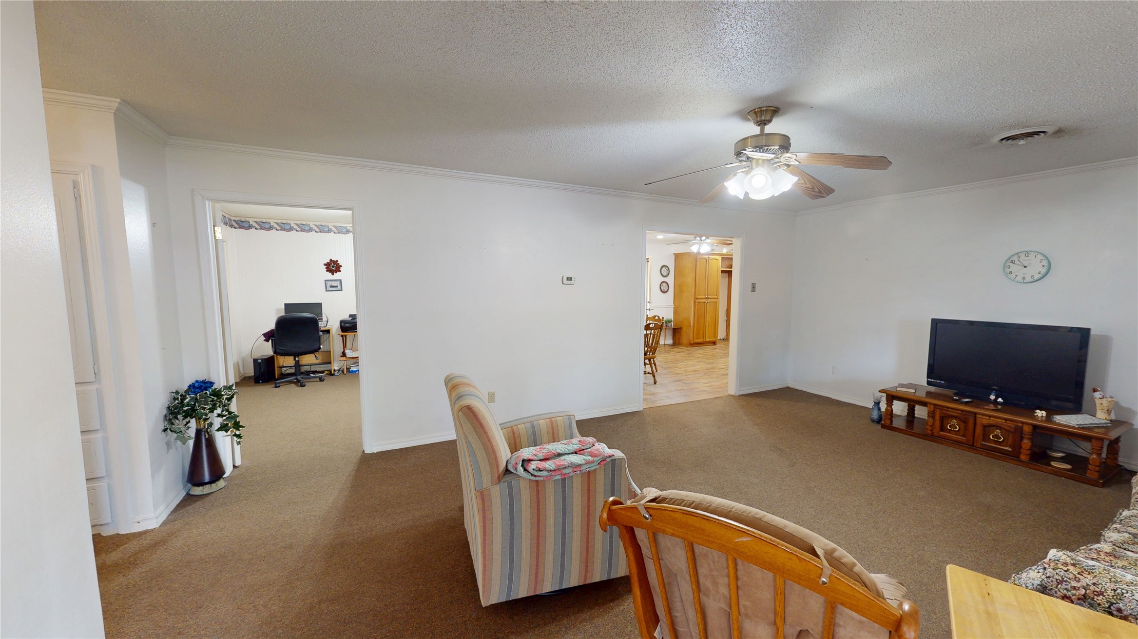 517 Webb Avenue Property Photo 4