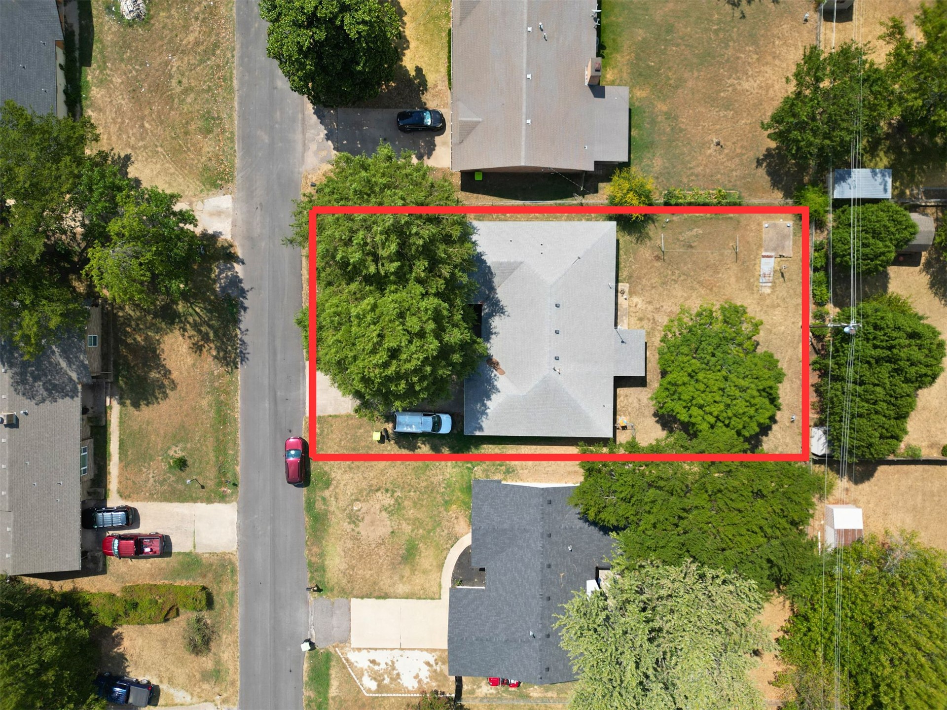 517 Webb Avenue Property Photo 32