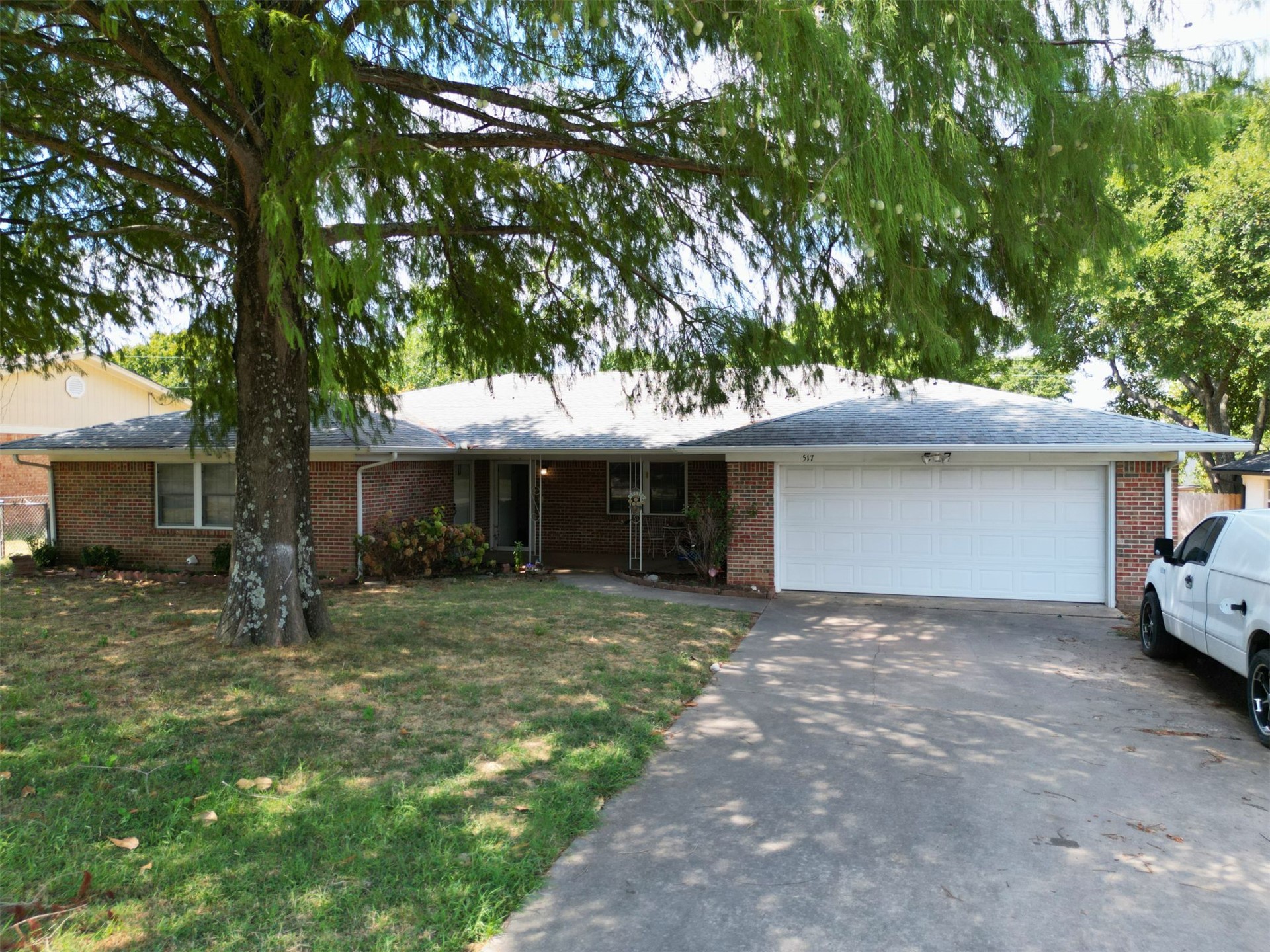 517 Webb Avenue Property Photo 38
