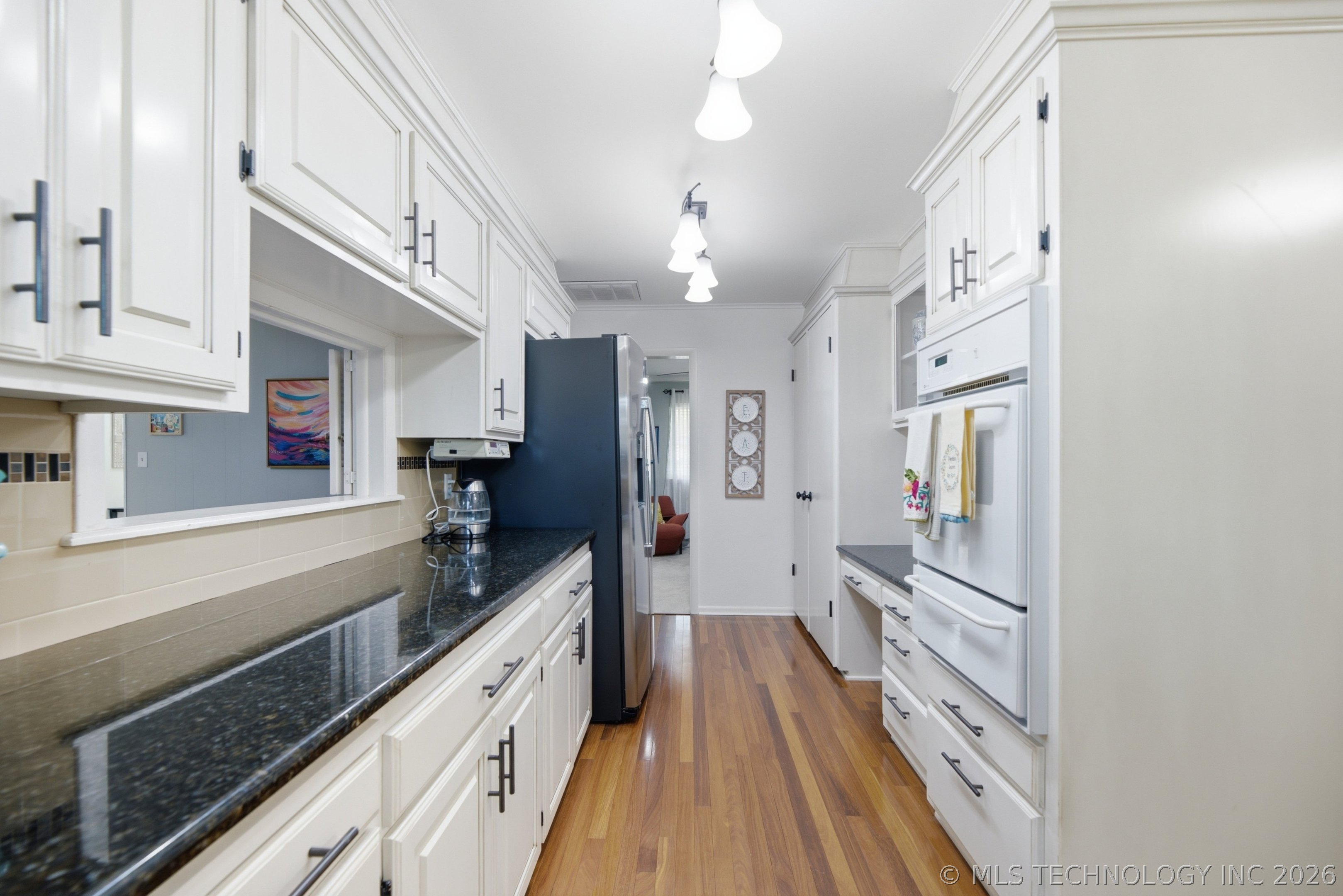 6619 E 57th Street Property Photo 13